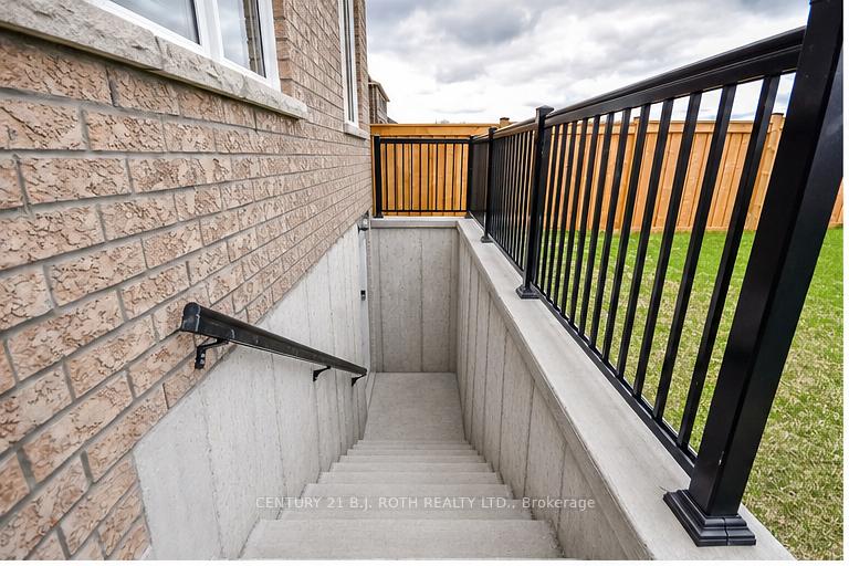 Photo 46 of 1521 Broderick Street, Innisfil, Rural Innisfil — HOMEH