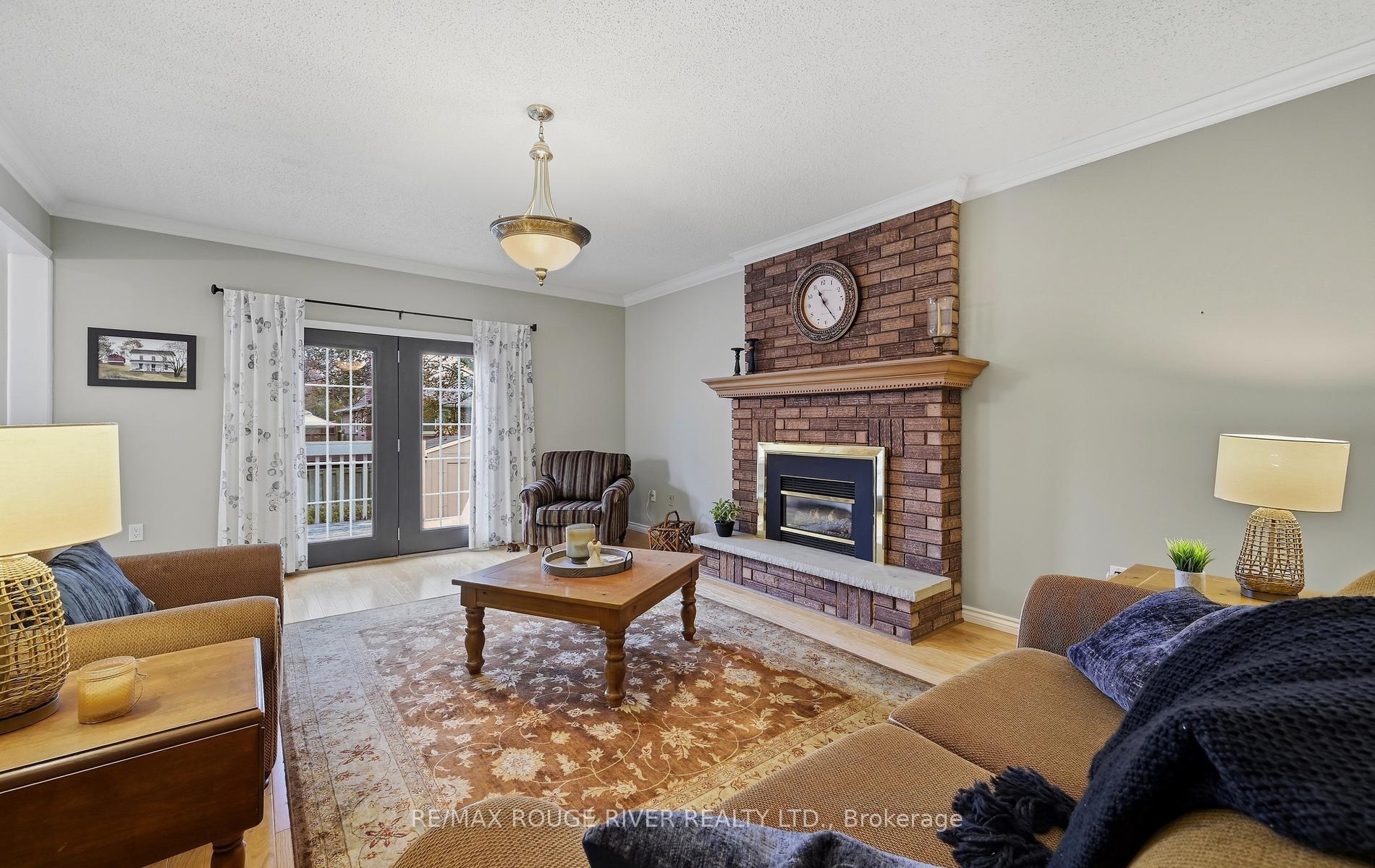 Photo 17 of 17 Cloverfield Street, Clarington, Courtice — HOMEH