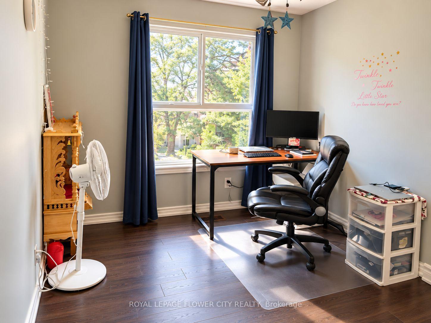 Photo 9 of Unit 5, 5 Foster Crescent, Brampton, Brampton North — HOMEH