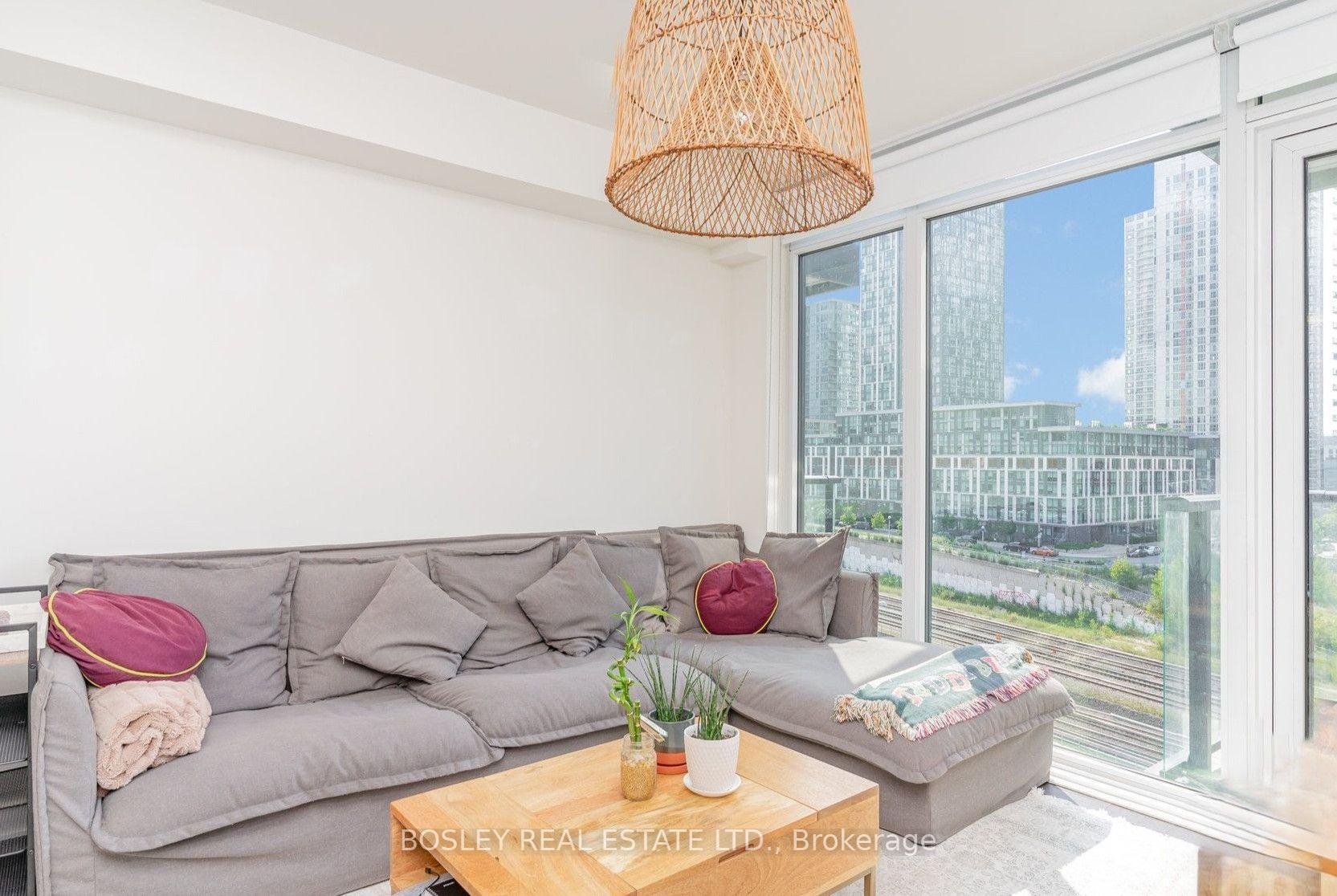 Photo 1 of Unit 411E, 576 Front Street W, Toronto, Waterfront Communities — HOMEH