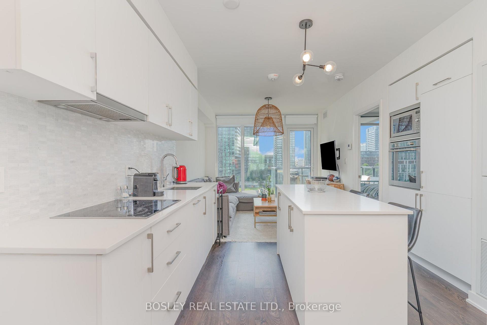 Photo 4 of Unit 411E, 576 Front Street W, Toronto, Waterfront Communities — HOMEH