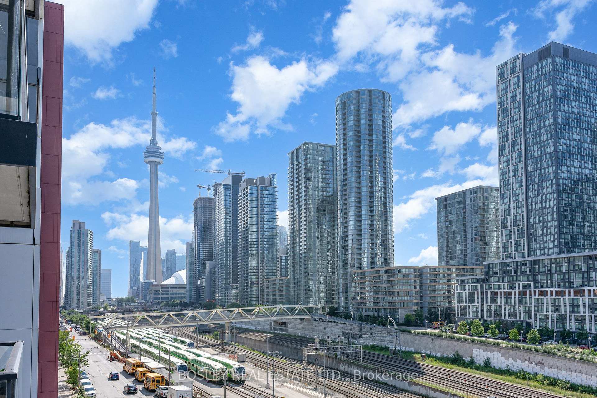 Photo 19 of Unit 411E, 576 Front Street W, Toronto, Waterfront Communities — HOMEH