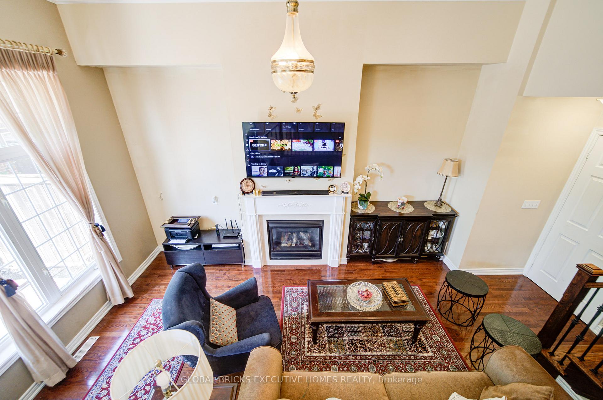 Photo 15 of 3885 Eglinton Avenue, Mississauga, Churchill Meadows — HOMEH