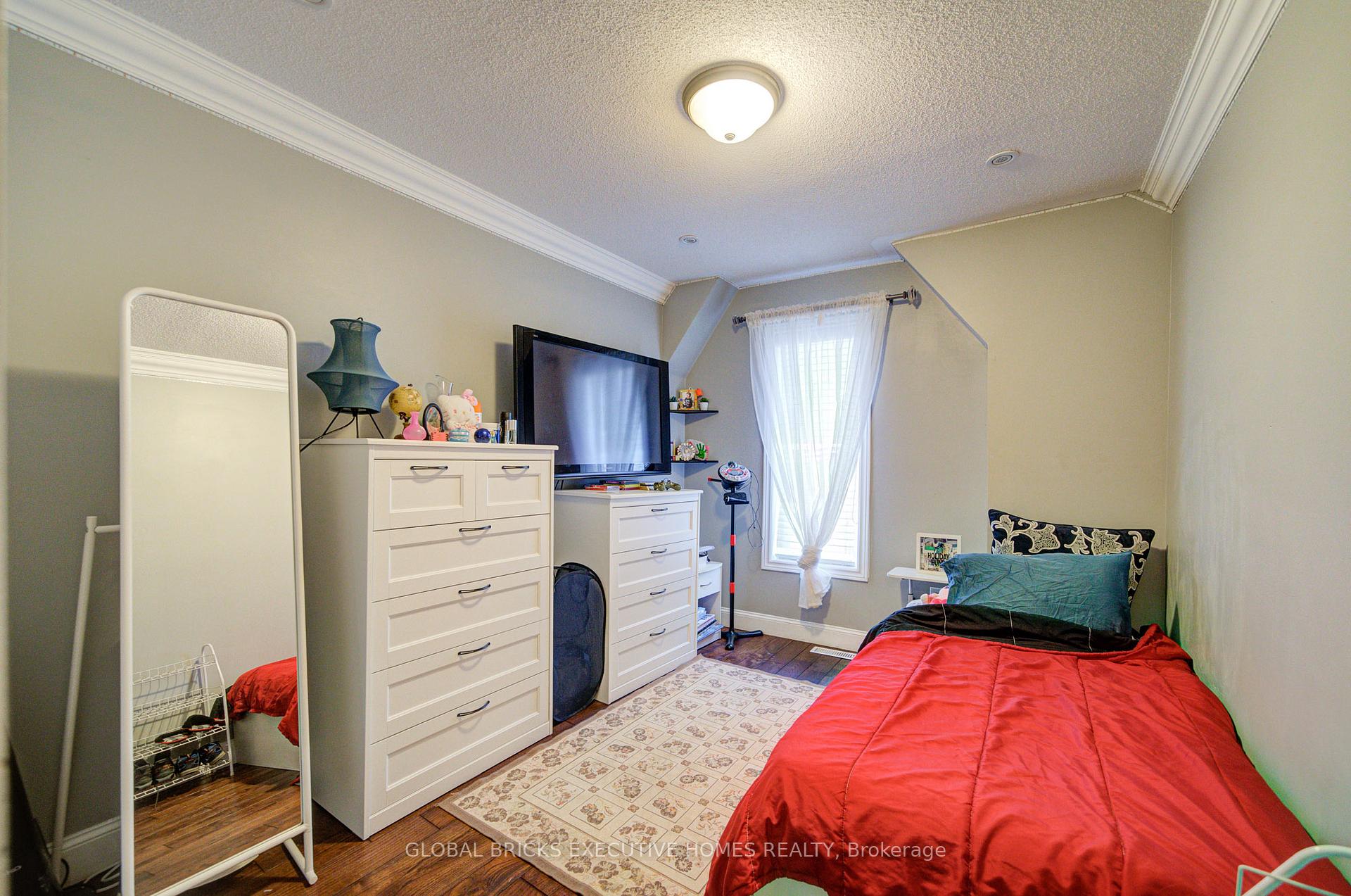 Photo 19 of 3885 Eglinton Avenue, Mississauga, Churchill Meadows — HOMEH