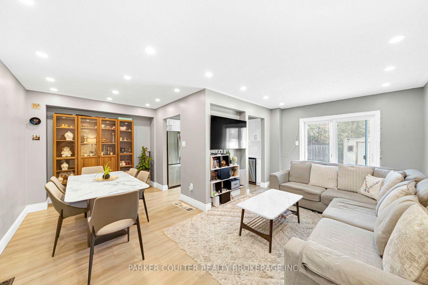 Photo 5 of 16 Drake Drive, Barrie, Painswick South — HOMEH