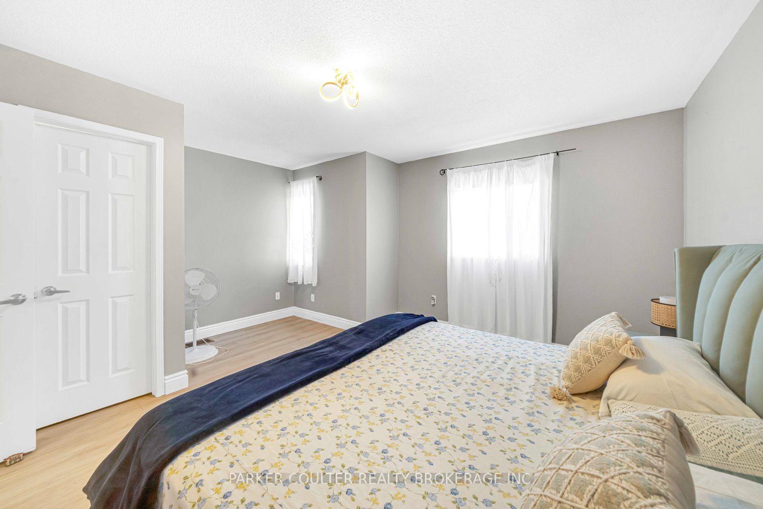 Photo 28 of 16 Drake Drive, Barrie, Painswick South — HOMEH