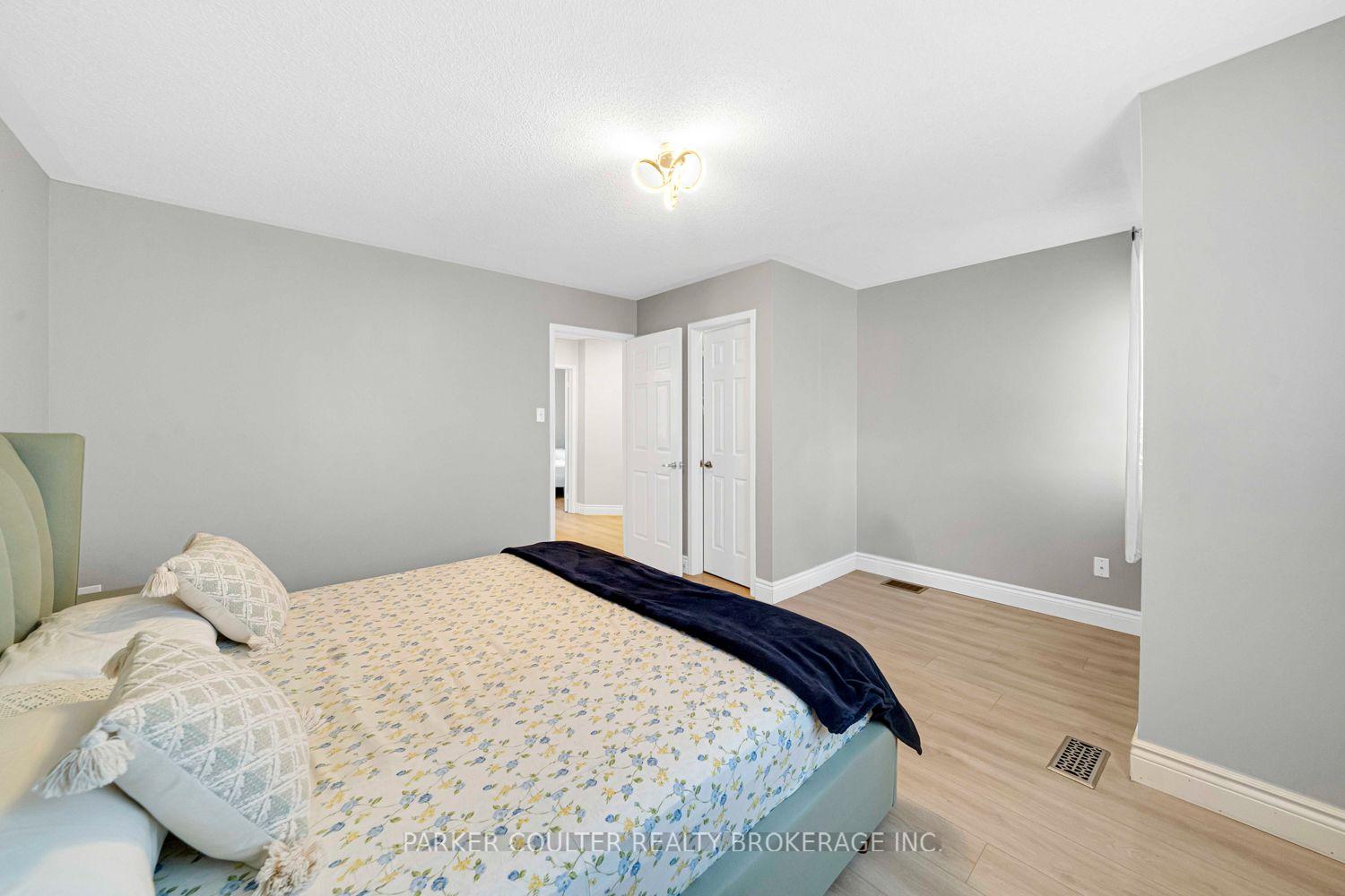 Photo 30 of 16 Drake Drive, Barrie, Painswick South — HOMEH