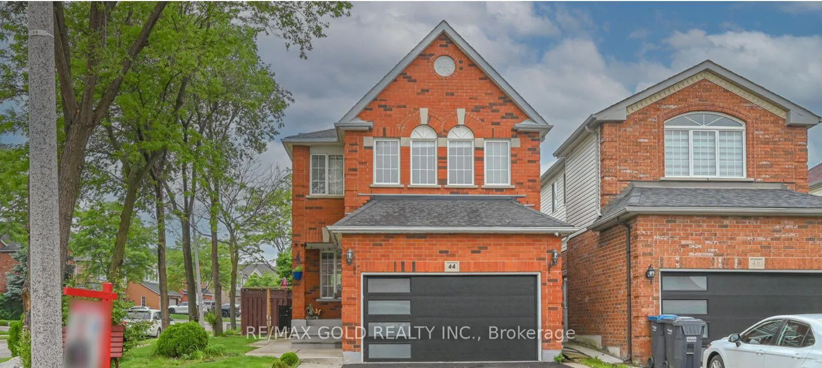 Front of 44 Ribbon Drive