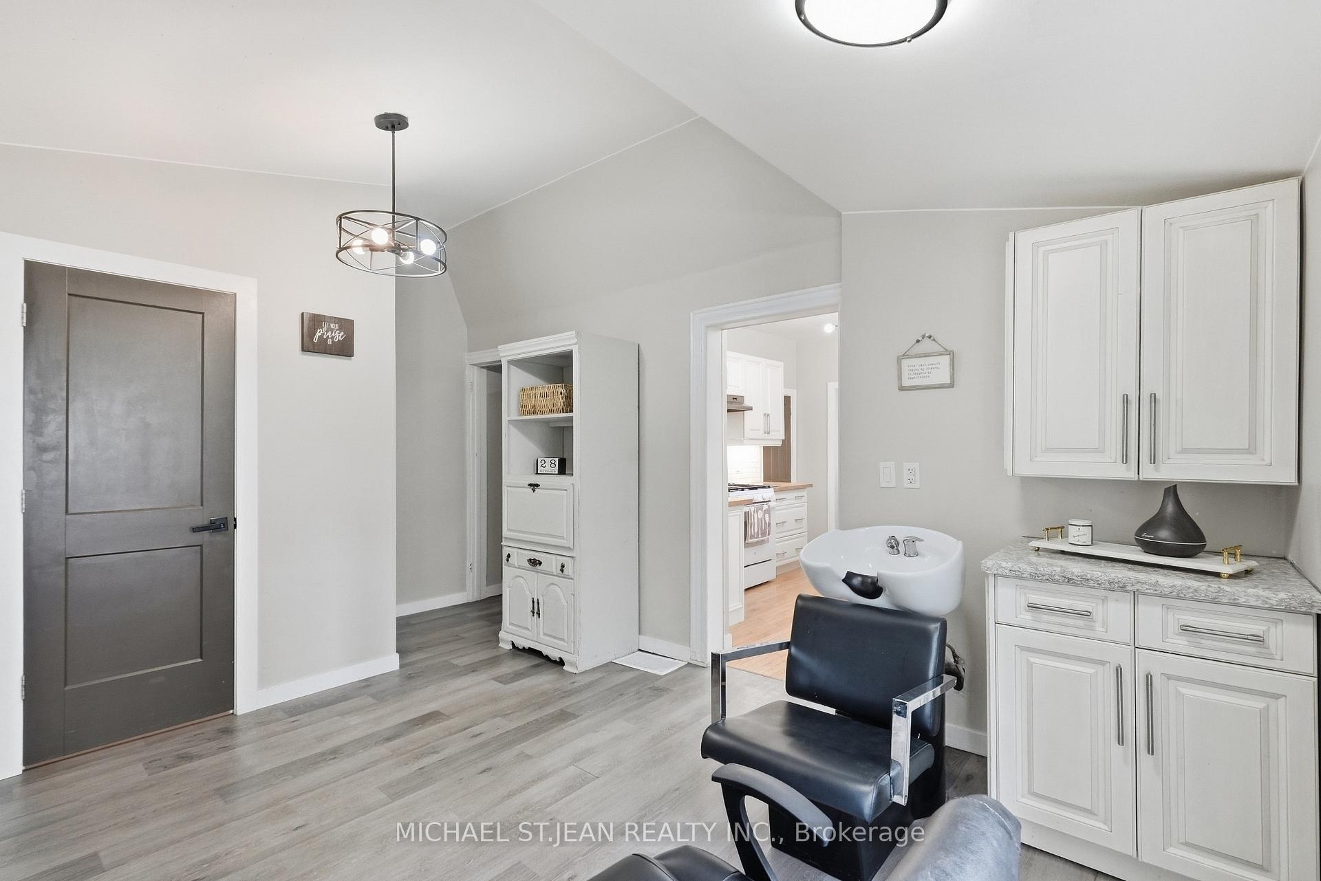 Photo 21 of 205 Lottridge Street, Hamilton, Stipley — HOMEH