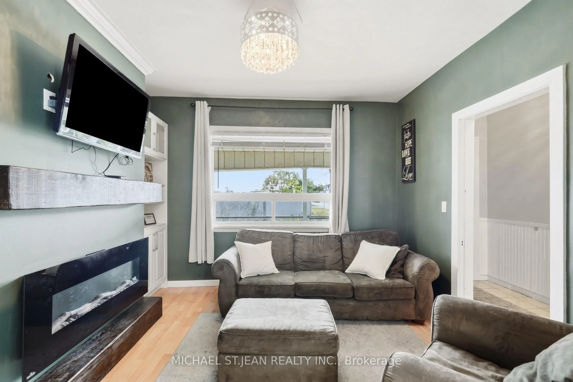 Photo 13 of 205 Lottridge Street, Hamilton, Stipley — HOMEH