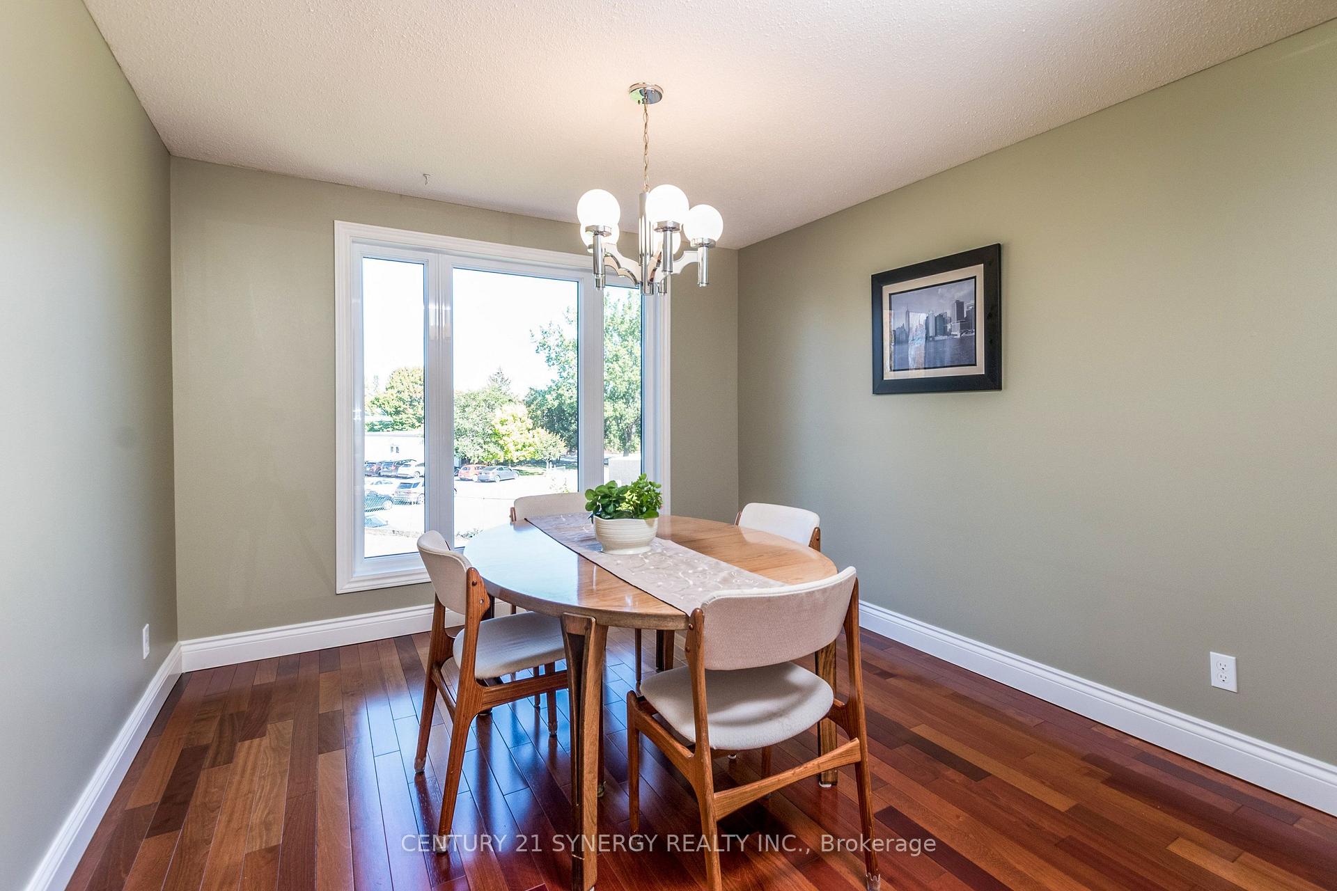 Photo 10 of 5 Chalice Court, Ottawa, Barrhaven - Pheasant Run — HOMEH