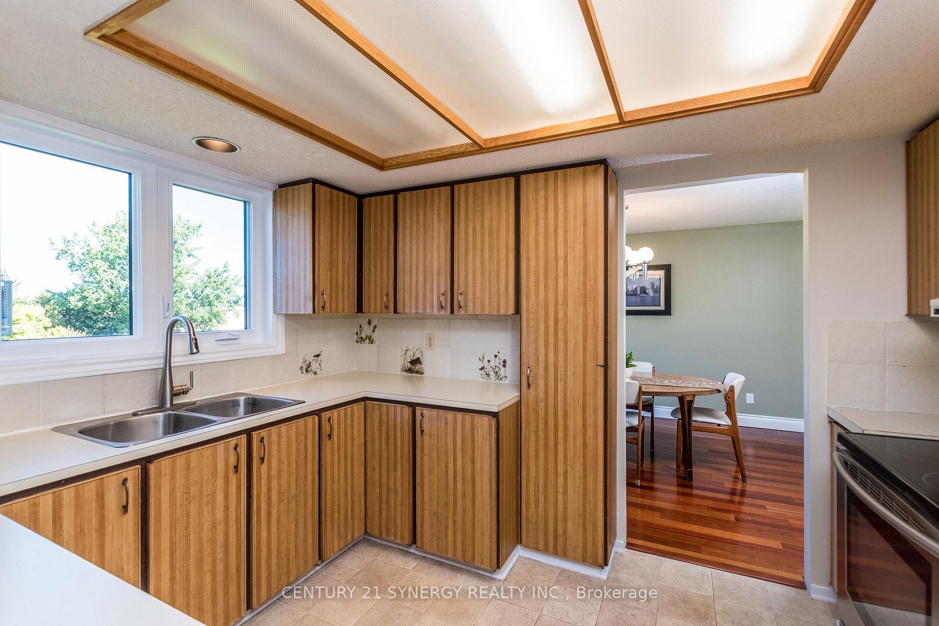 Photo 12 of 5 Chalice Court, Ottawa, Barrhaven - Pheasant Run — HOMEH