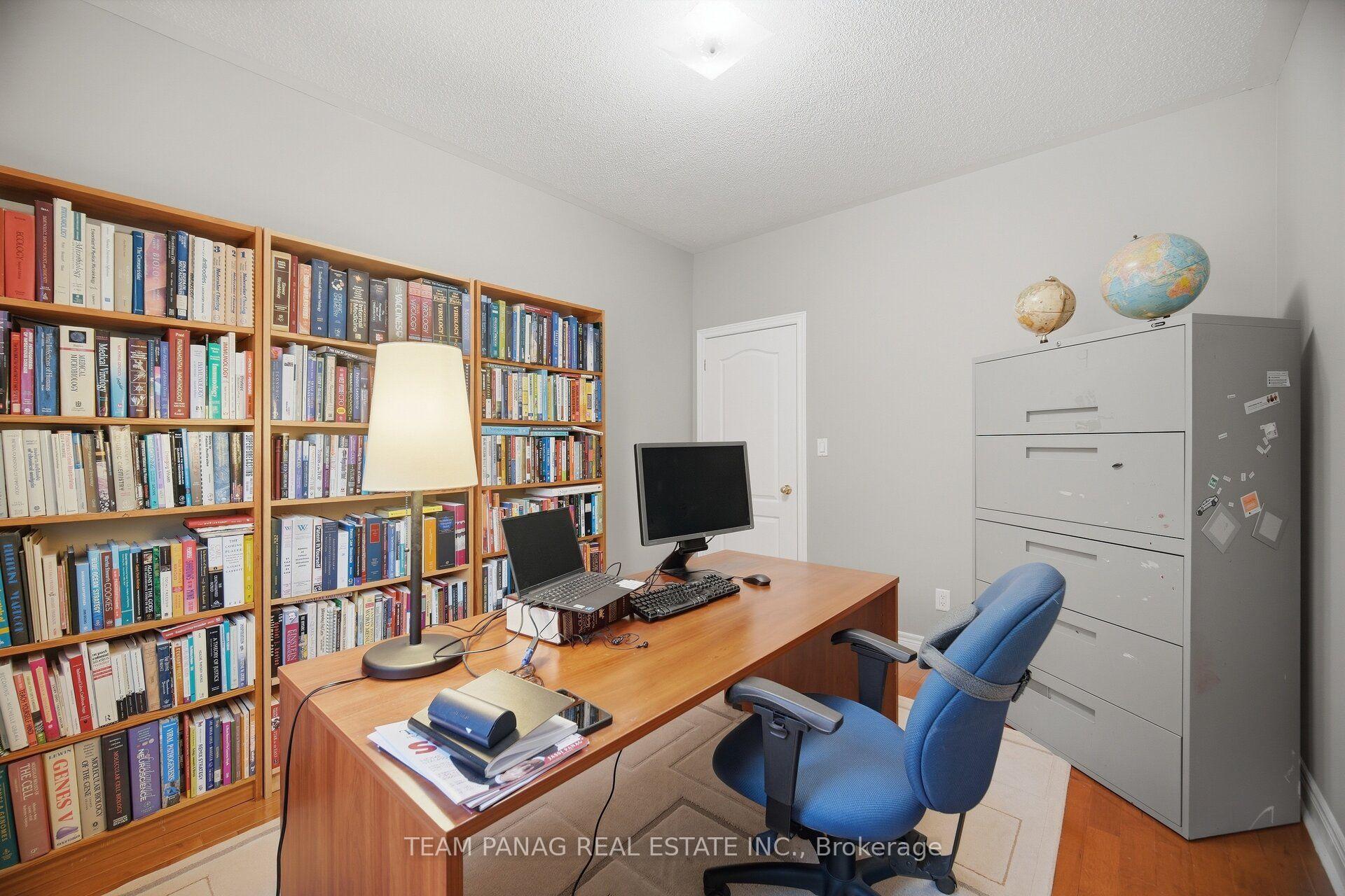 Photo 21 of 58 Saint Hubert Drive, Brampton, Vales of Castlemore North — HOMEH