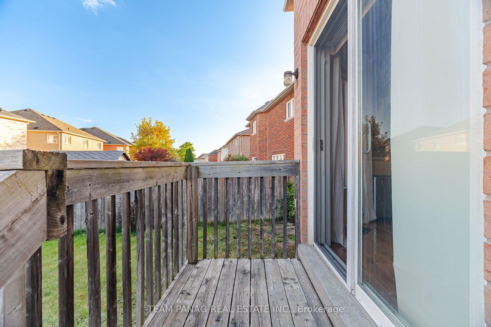 Photo 56 of 58 Saint Hubert Drive, Brampton, Vales of Castlemore North — HOMEH