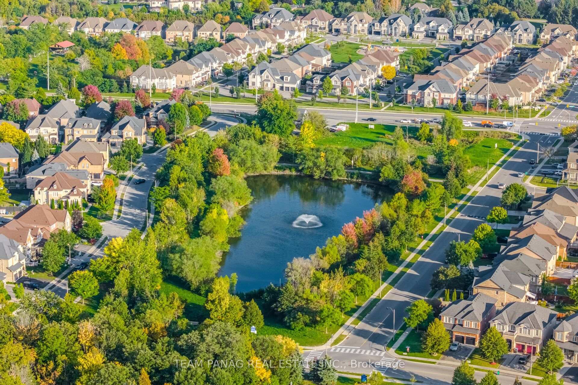 Photo 59 of 58 Saint Hubert Drive, Brampton, Vales of Castlemore North — HOMEH