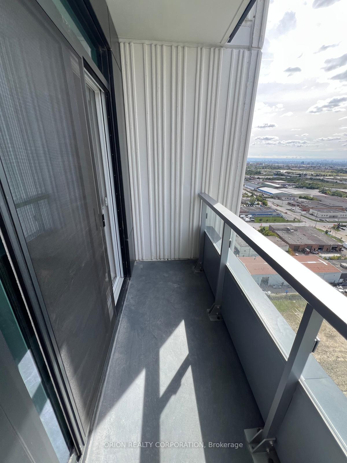 Photo 14 of Unit 2003, 21 Meadowdale Road, Vaughan, Vaughan Corporate Centre — HOMEH