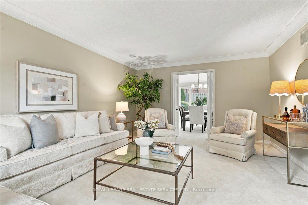 Photo 6 of 1309 Monmouth Drive, Burlington, Tyandaga — HOMEH