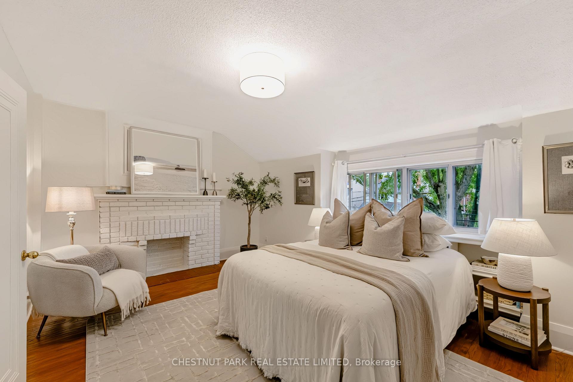Photo 19 of 42 Bowood Avenue, Toronto, Lawrence Park North — HOMEH