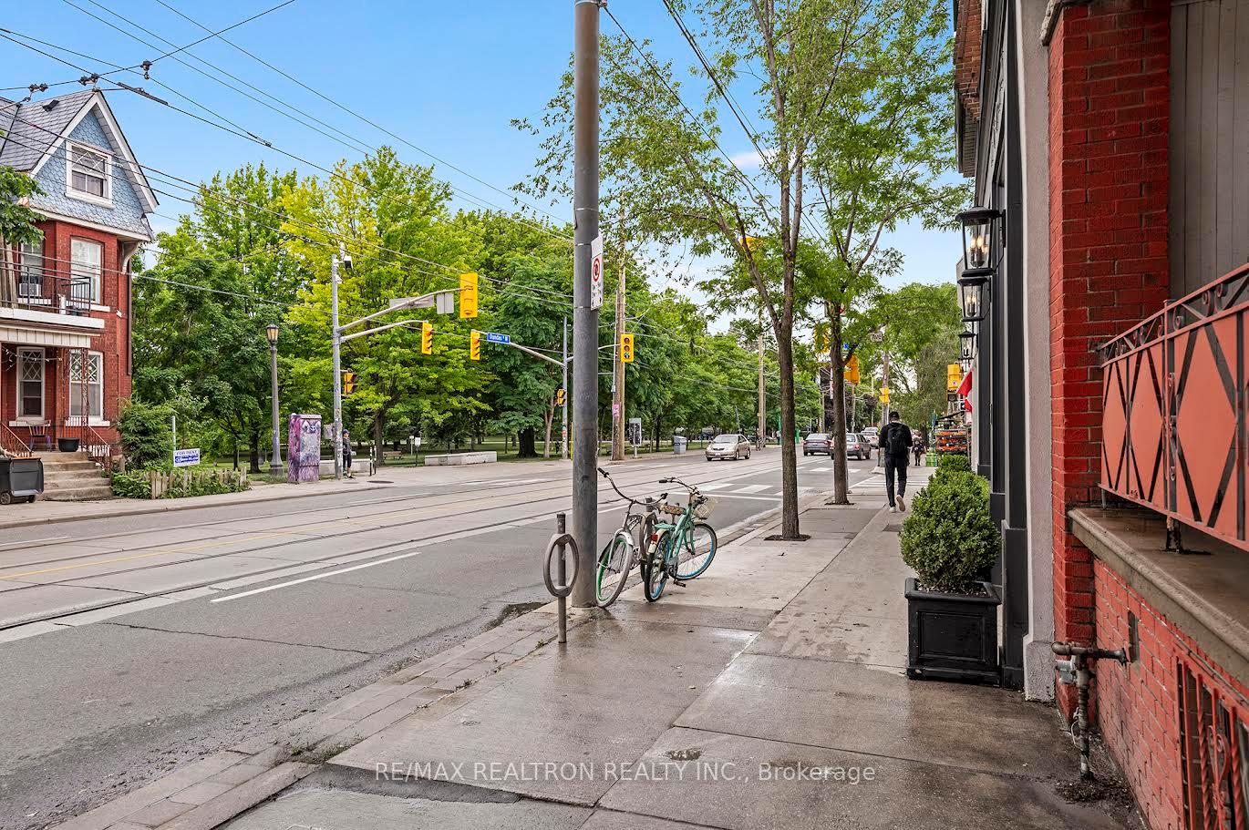 Photo 5 of 1000 Dundas Street W, Toronto, Trinity-Bellwoods — HOMEH
