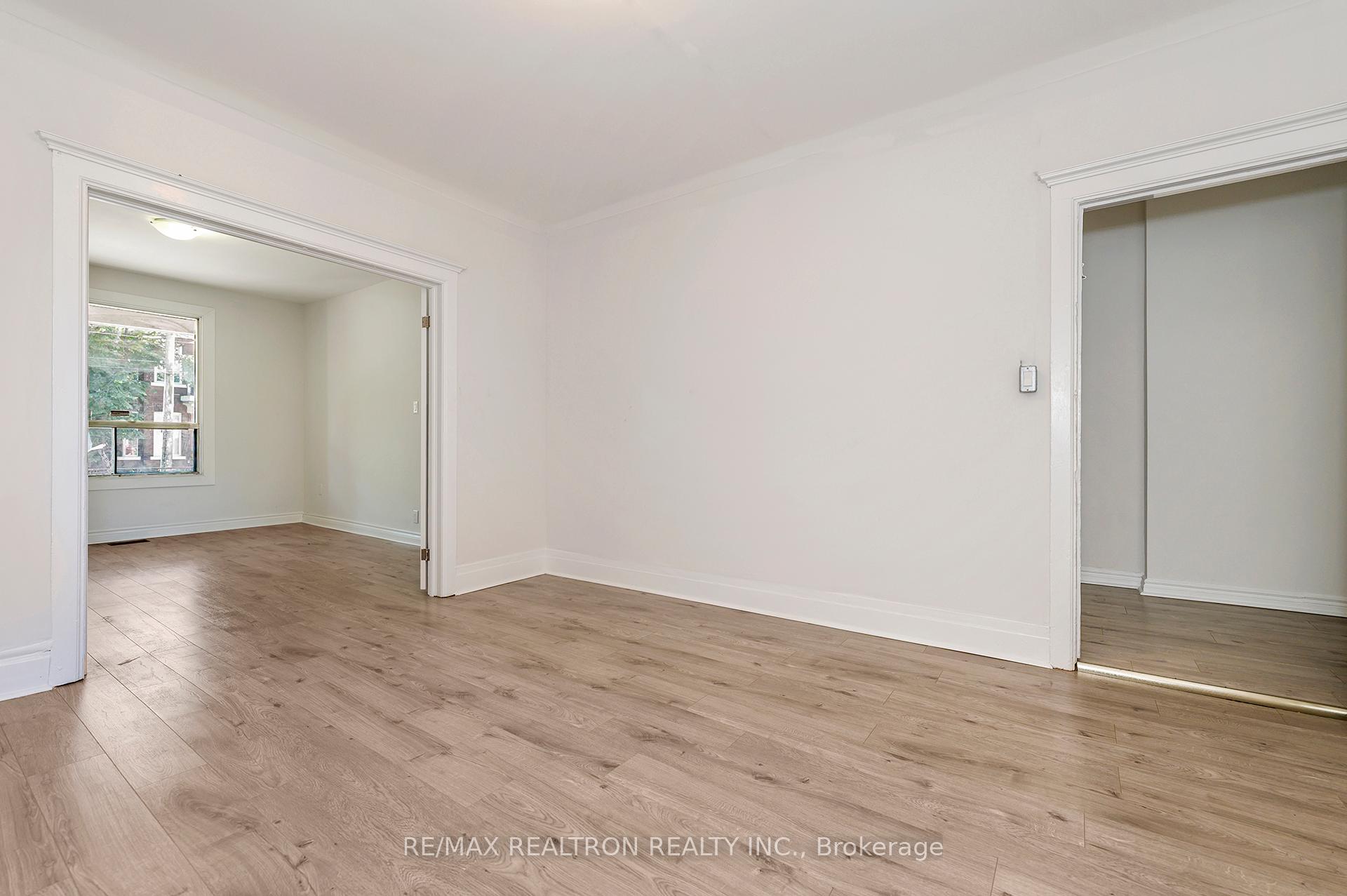 Photo 13 of 1000 Dundas Street W, Toronto, Trinity-Bellwoods — HOMEH
