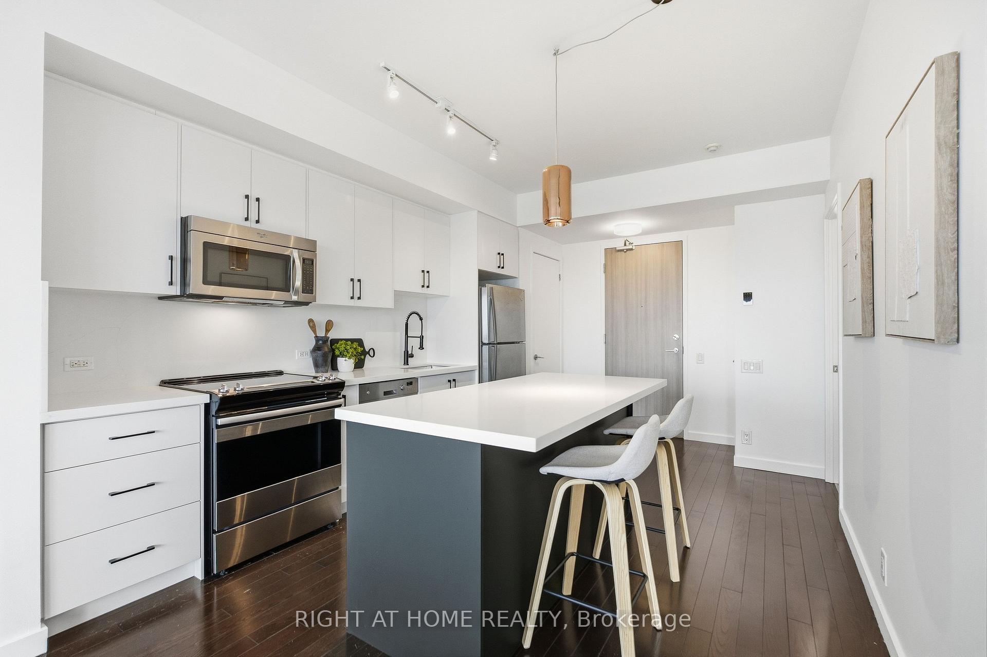 Photo 10 of Unit 1708, 390 Cherry Street, Toronto, Waterfront Communities — HOMEH