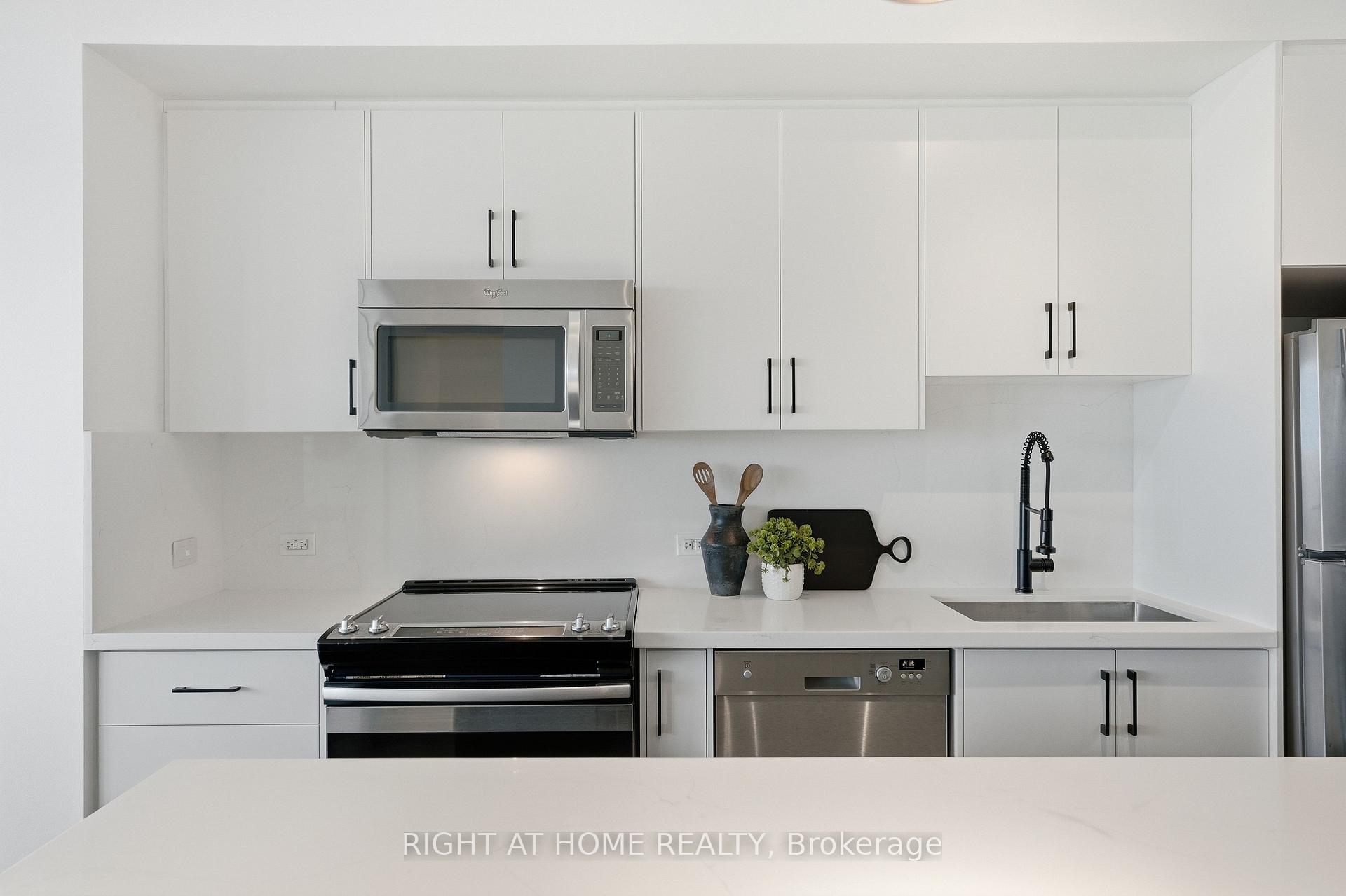Photo 15 of Unit 1708, 390 Cherry Street, Toronto, Waterfront Communities — HOMEH