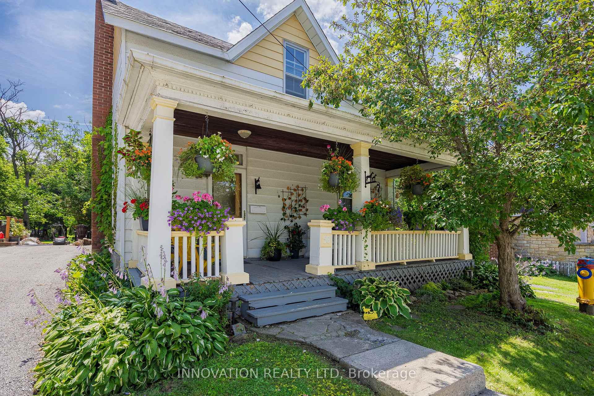 Photo of 58 Lake Avenue E