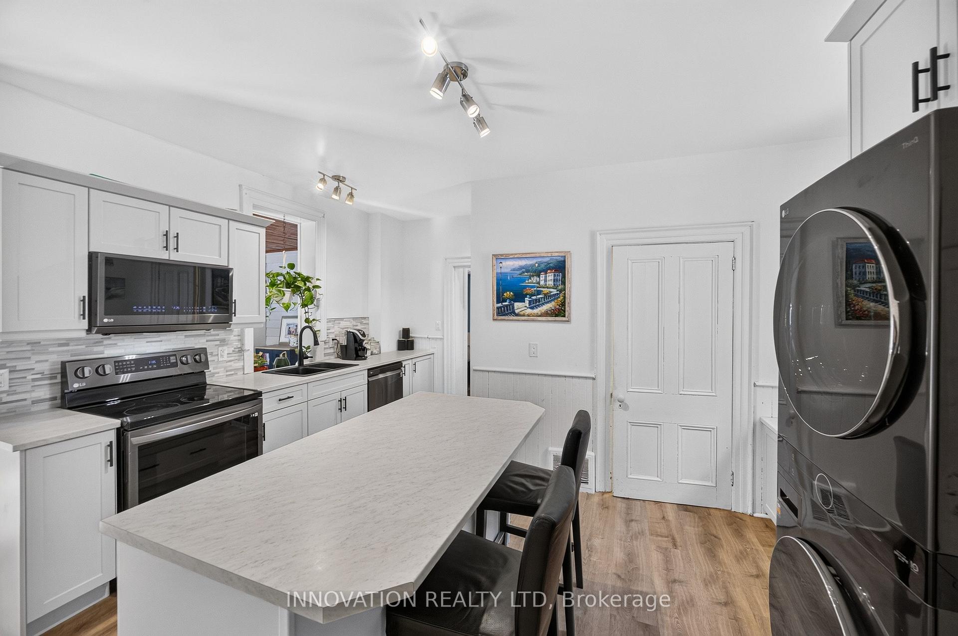 Photo 20 of 58 Lake Avenue E, Carleton Place, Carleton Place — HOMEH