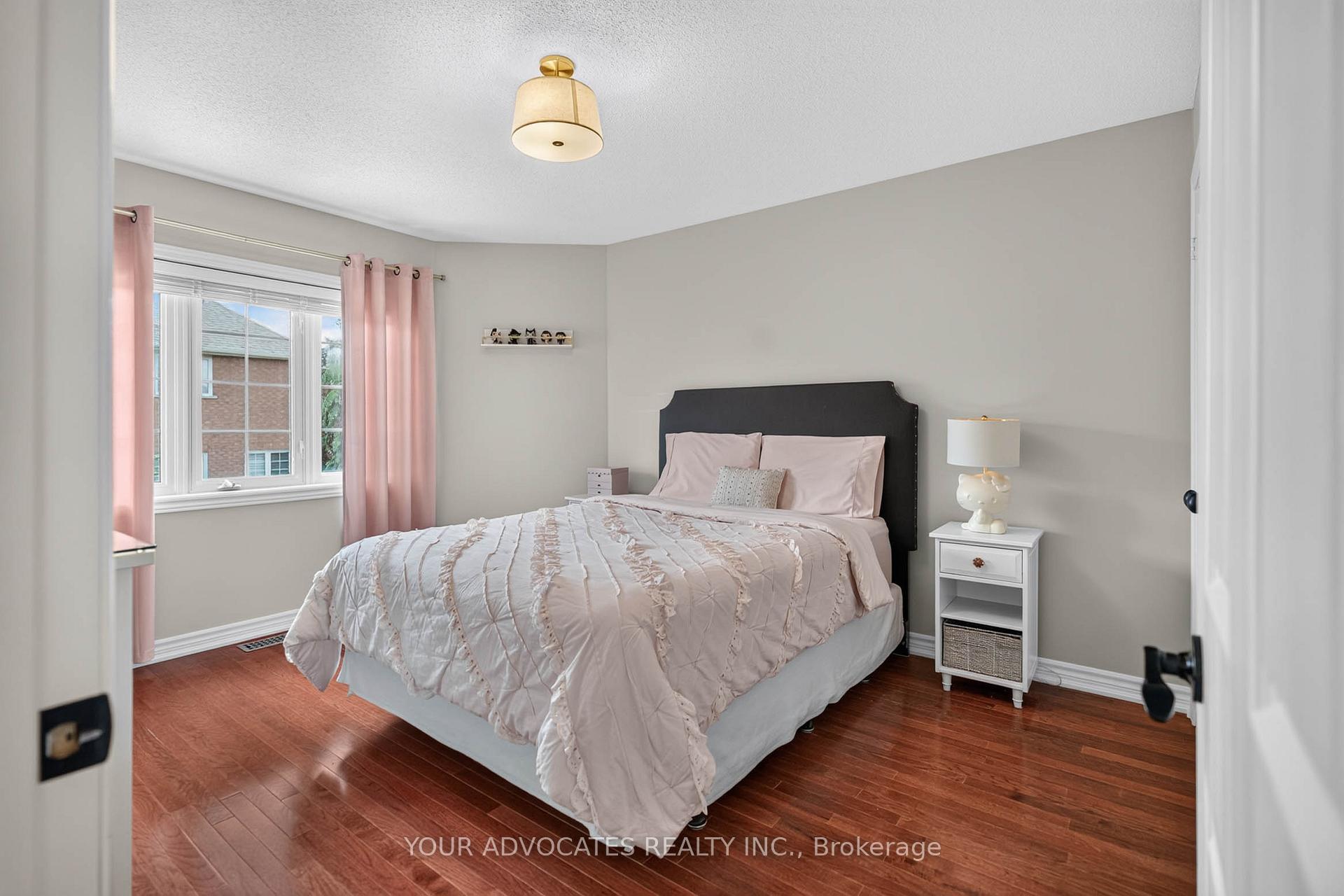 Photo 21 of 228 Twin Hills Crescent, Vaughan, Vellore Village — HOMEH