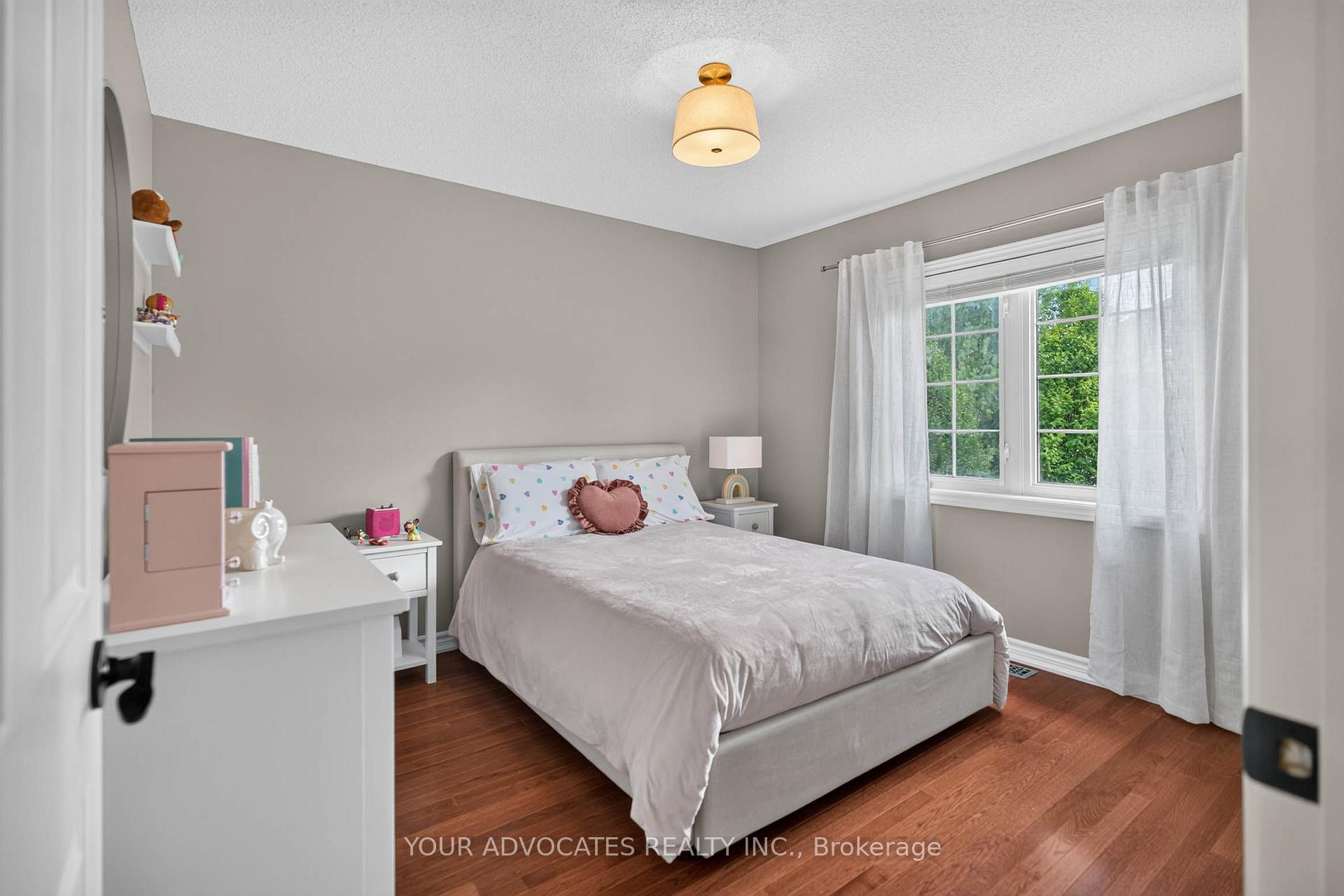 Photo 22 of 228 Twin Hills Crescent, Vaughan, Vellore Village — HOMEH