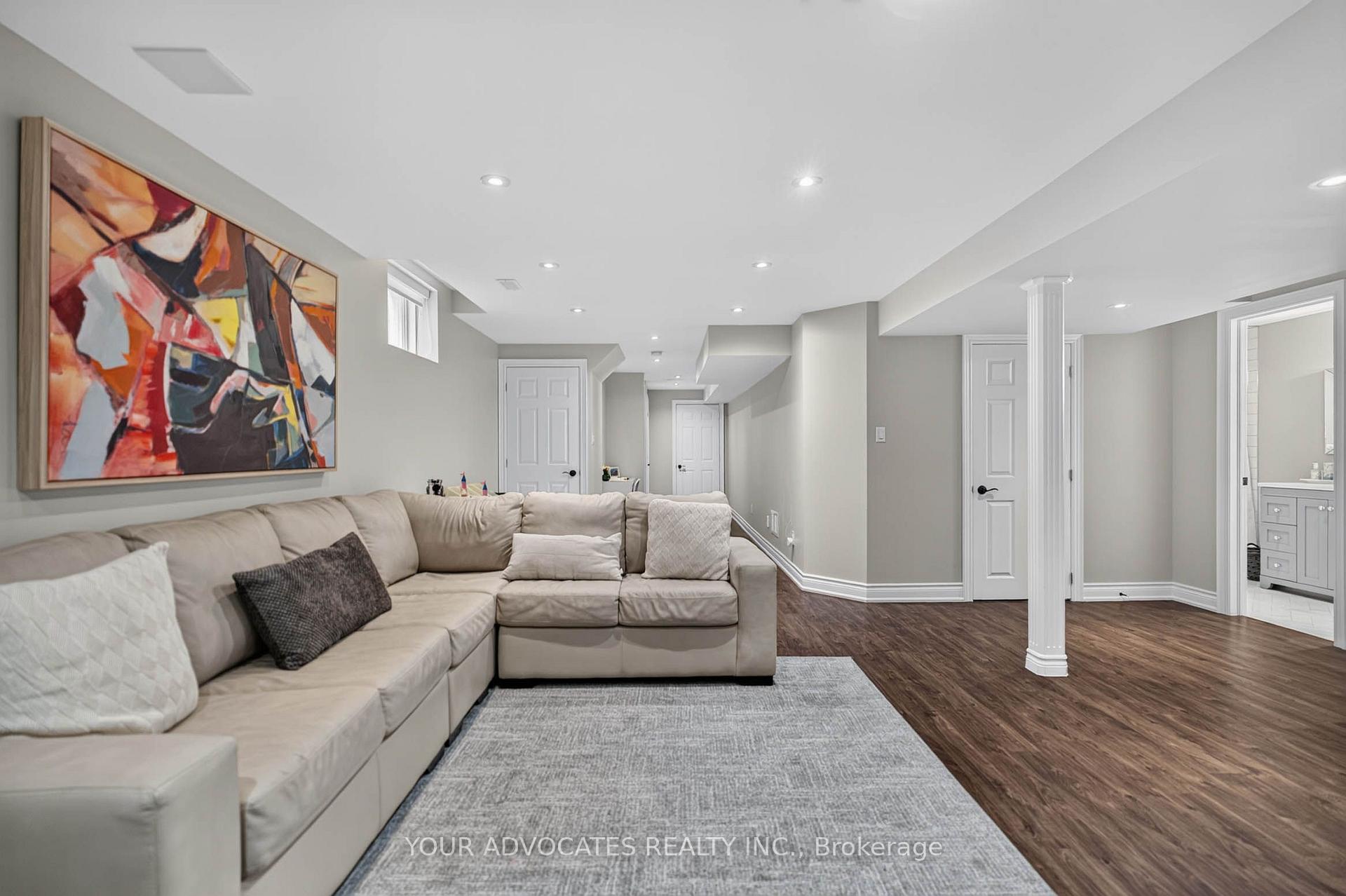 Photo 29 of 228 Twin Hills Crescent, Vaughan, Vellore Village — HOMEH