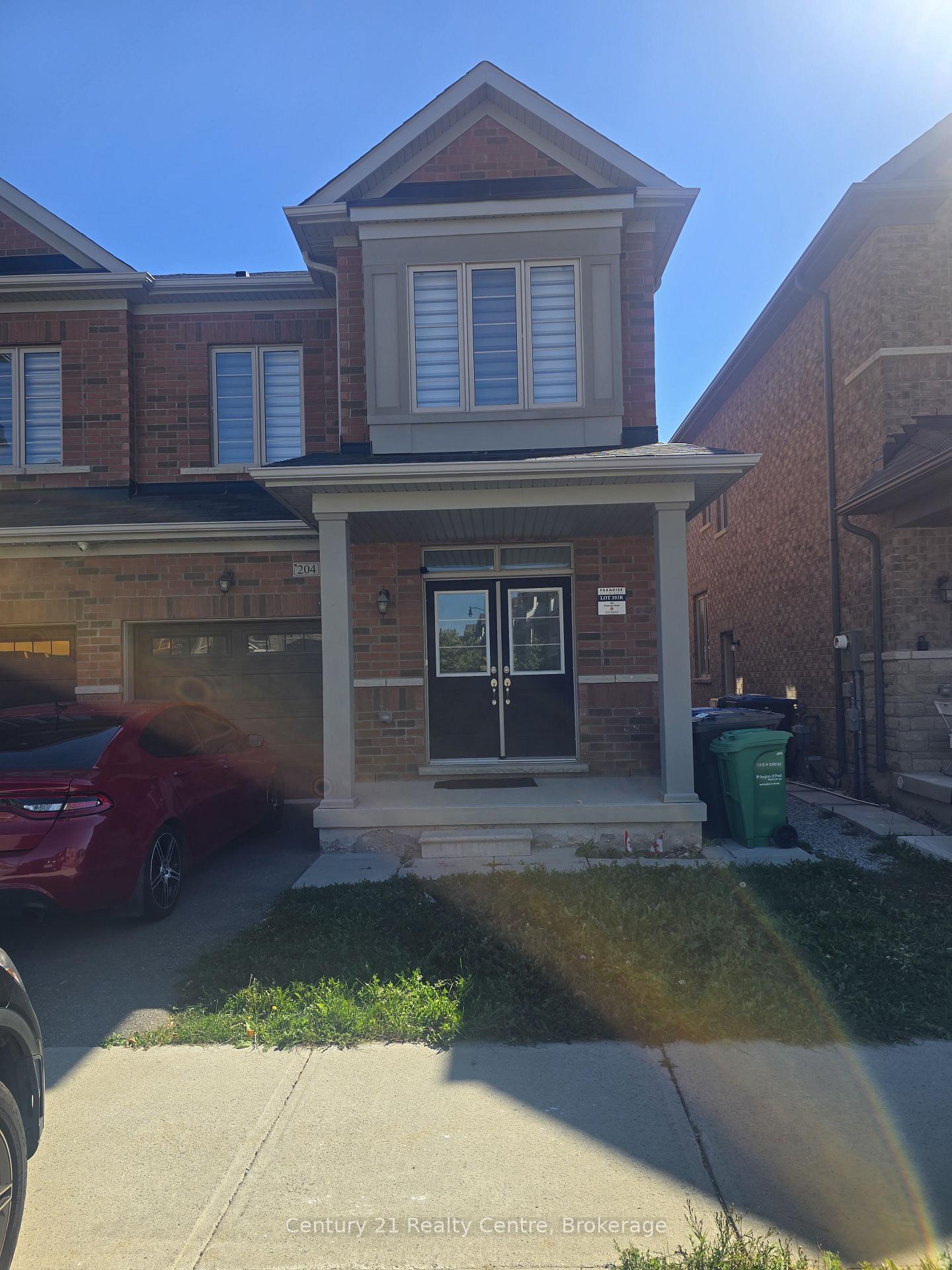 Photo 1 of 204 Fruitvale Circle, Brampton, Northwest Brampton — HOMEH