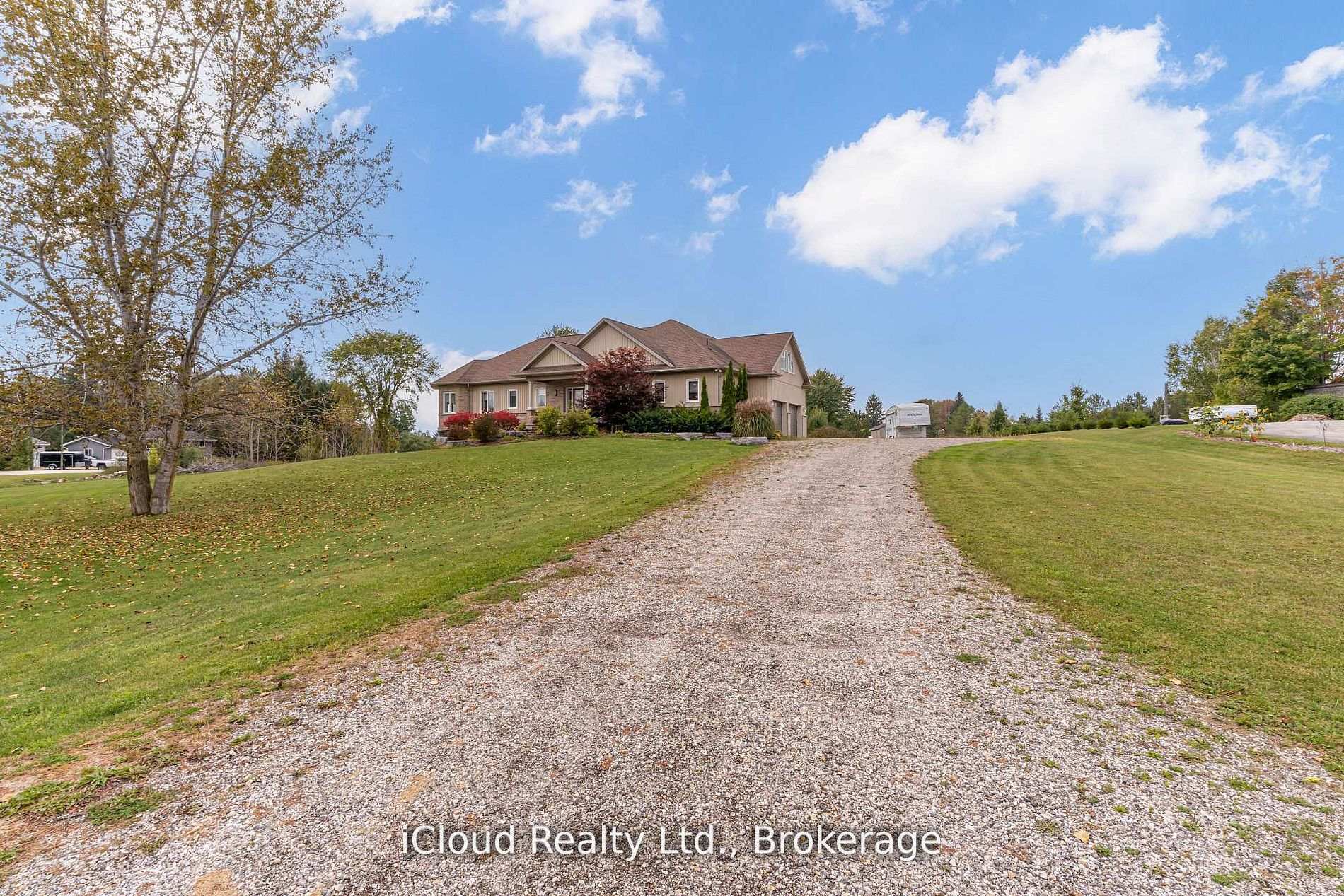 Photo 4 of 16 Highland Road, Minto — HOMEH
