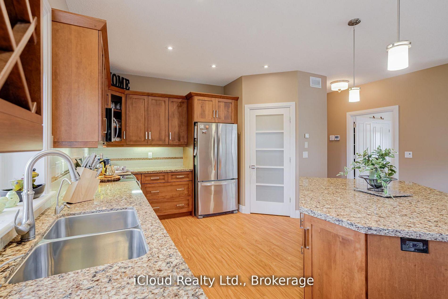Photo 10 of 16 Highland Road, Minto — HOMEH