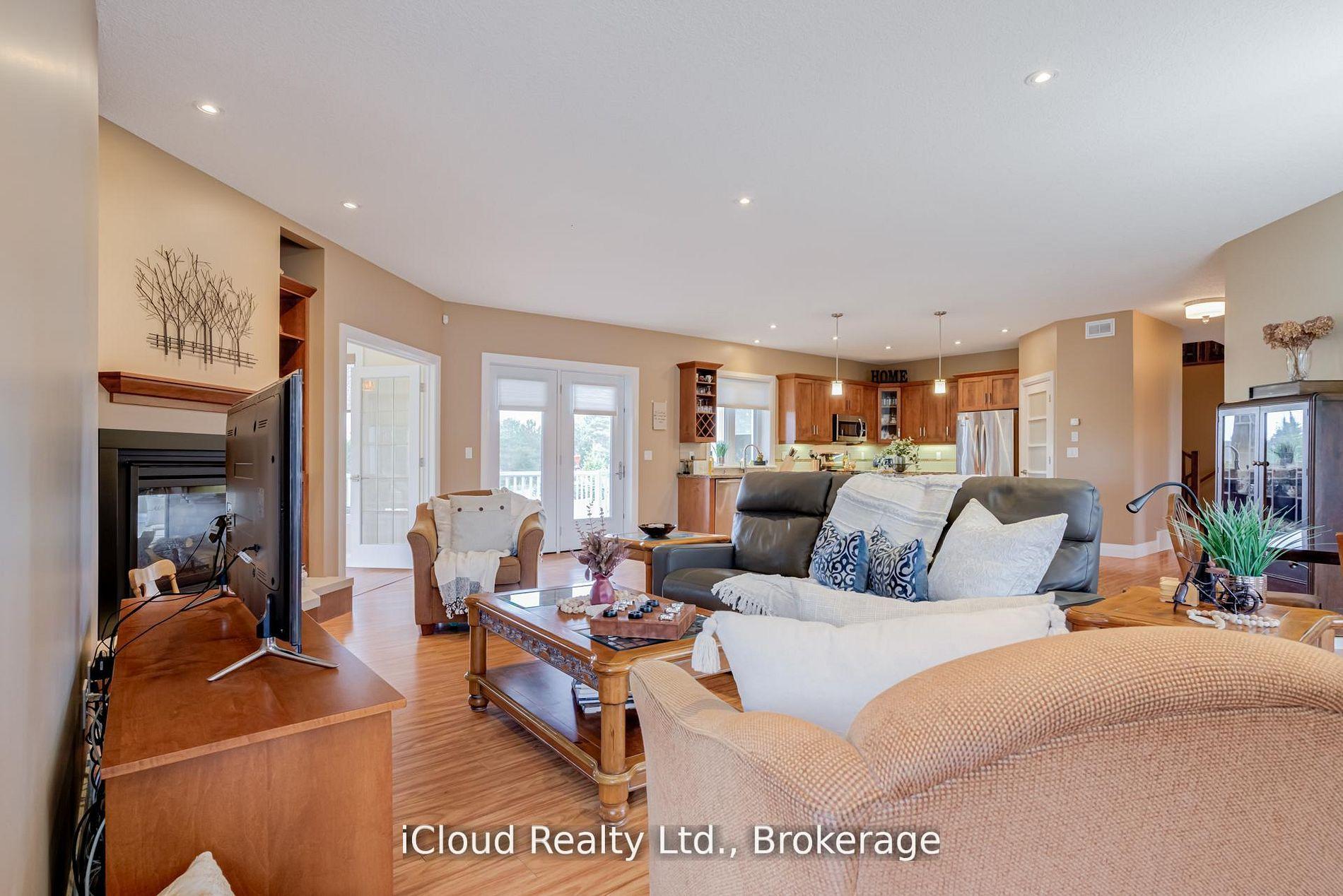 Photo 19 of 16 Highland Road, Minto — HOMEH