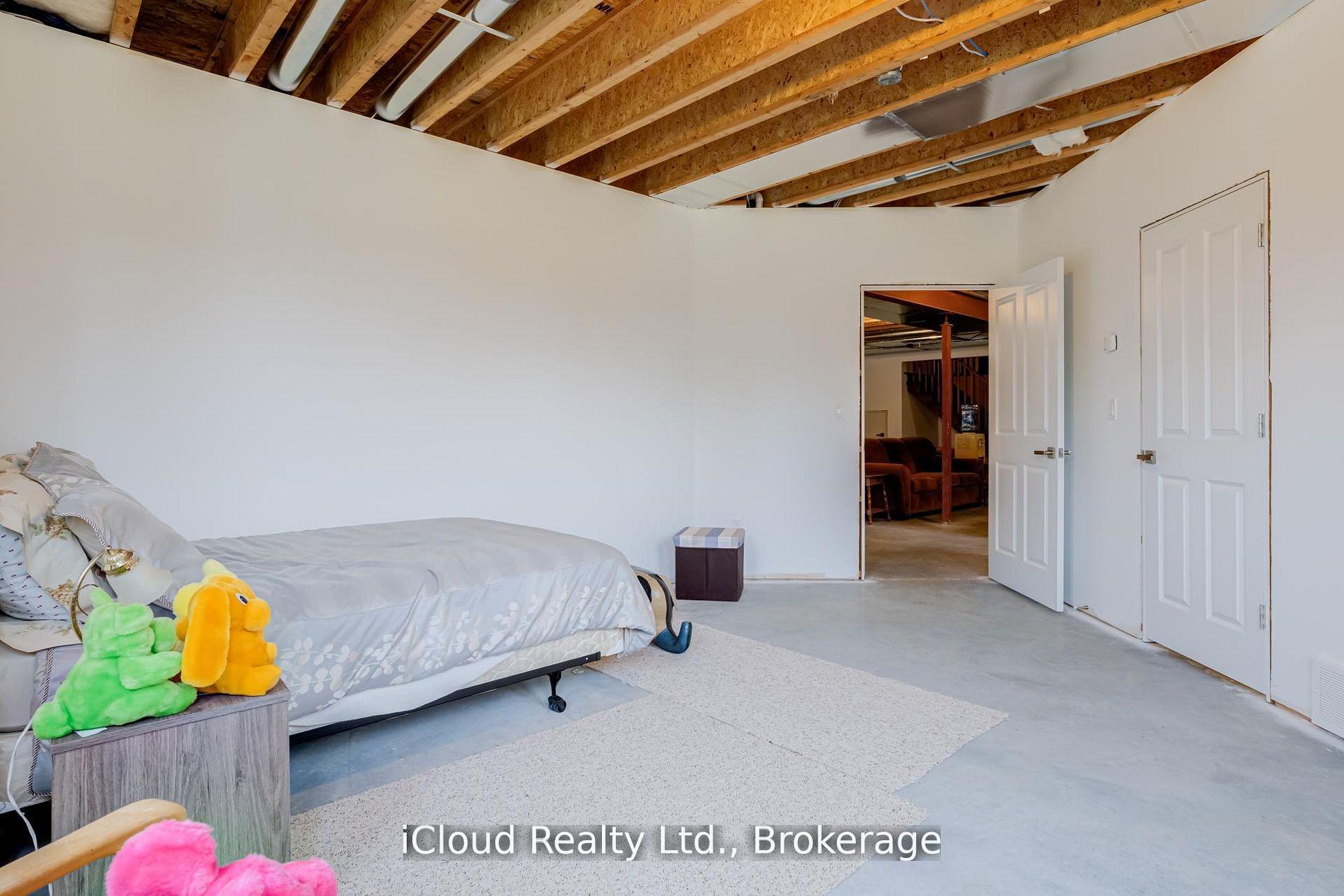 Photo 47 of 16 Highland Road, Minto — HOMEH