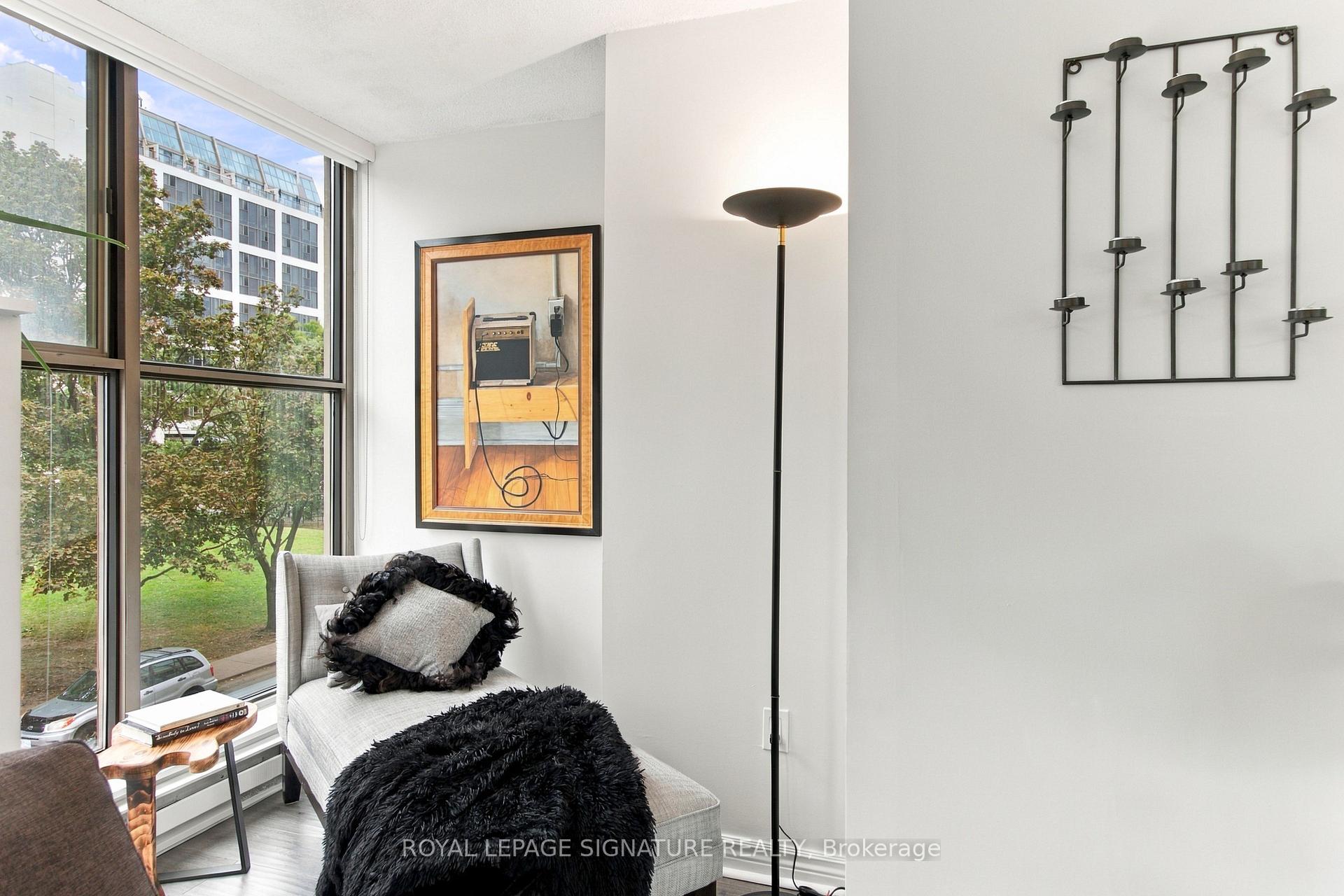 Photo 8 of Unit 301, 65 Scadding Avenue, Toronto, Waterfront Communities — HOMEH