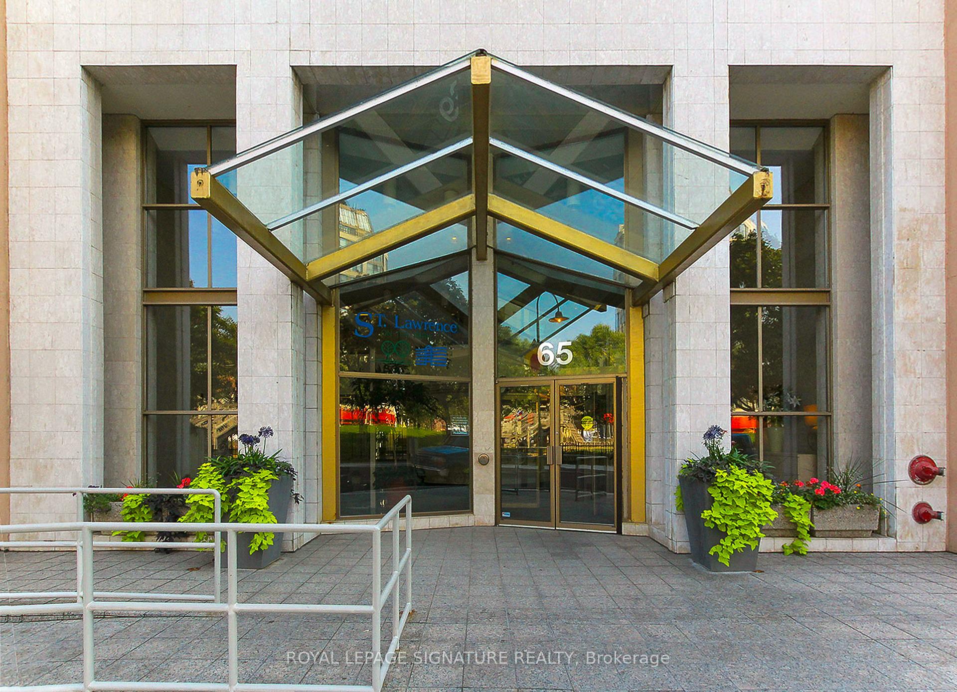 Photo 31 of Unit 301, 65 Scadding Avenue, Toronto, Waterfront Communities — HOMEH