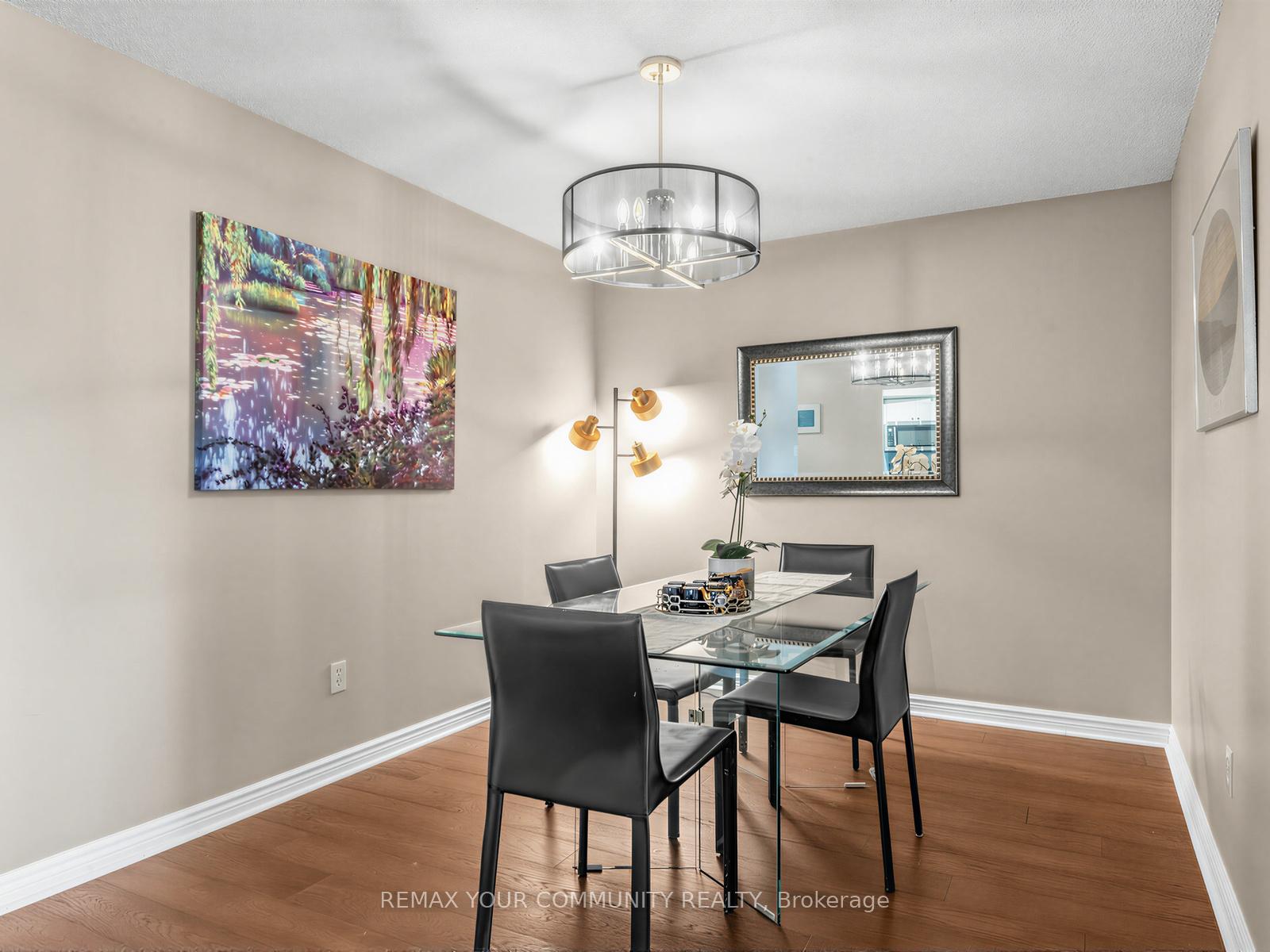 Photo 9 of Unit 612, 1 Clark Avenue, Vaughan, Crestwood-Springfarm-Yorkhill — HOMEH