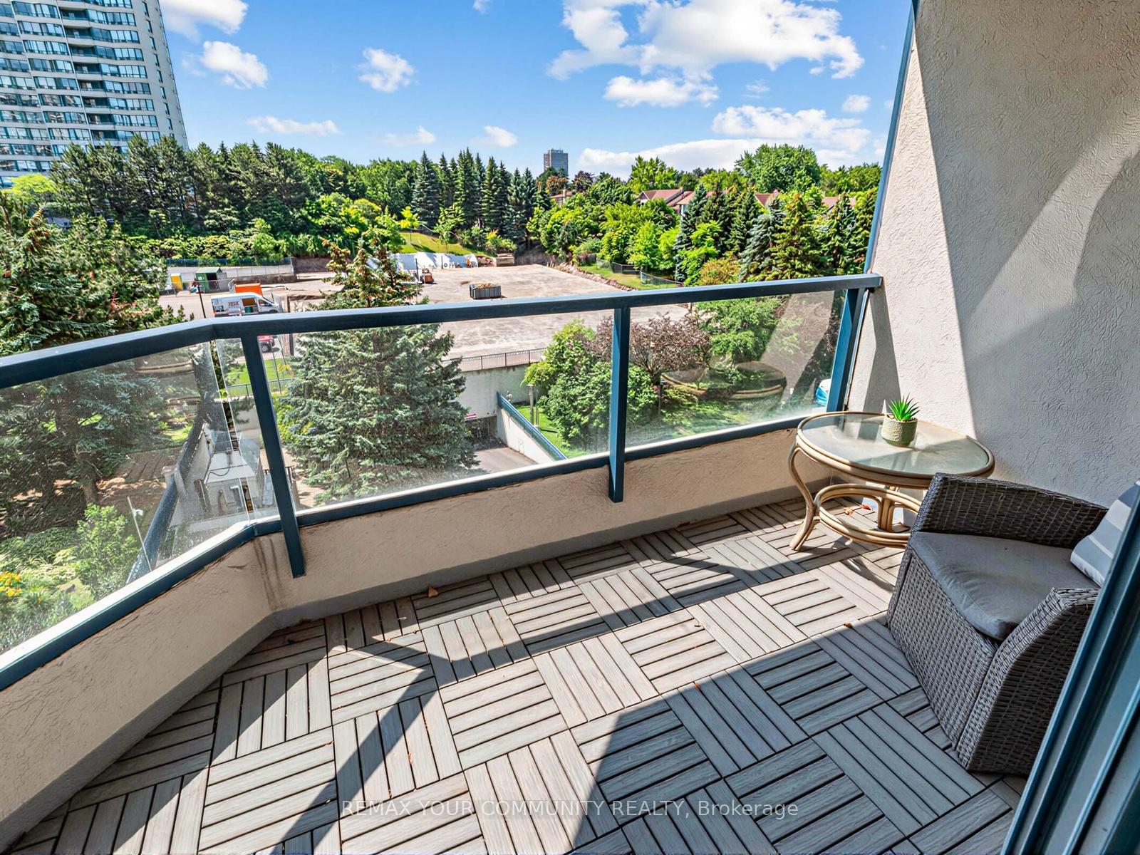 Photo 21 of Unit 612, 1 Clark Avenue, Vaughan, Crestwood-Springfarm-Yorkhill — HOMEH