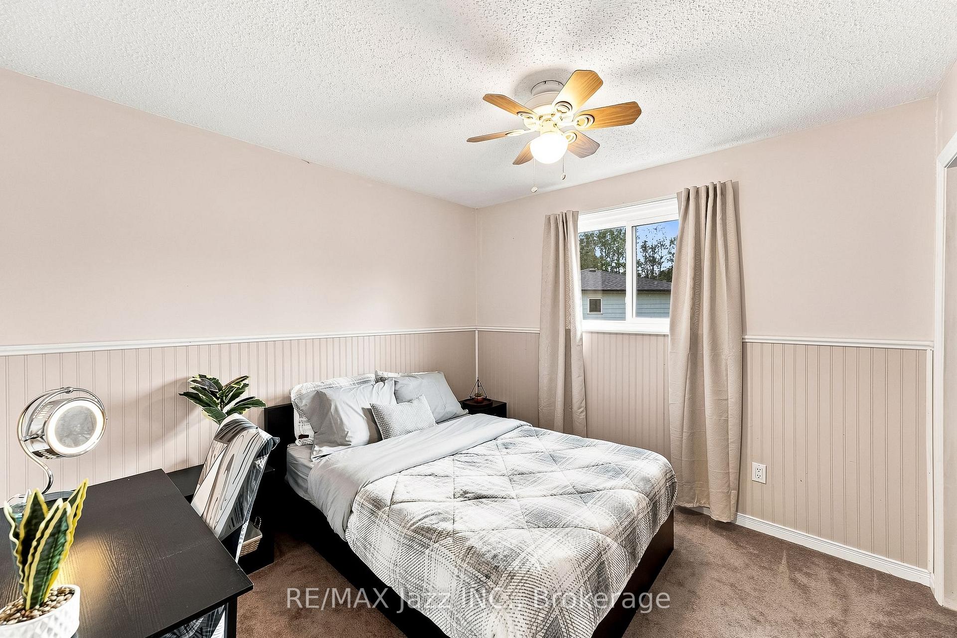 Photo 24 of 76 Chester Crescent, Scugog, Port Perry — HOMEH