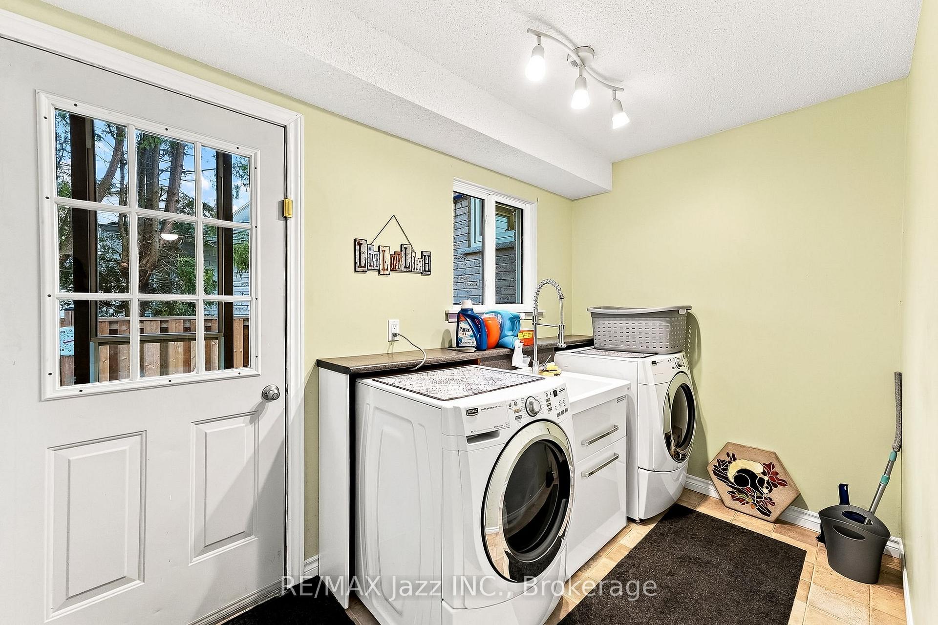 Photo 30 of 76 Chester Crescent, Scugog, Port Perry — HOMEH