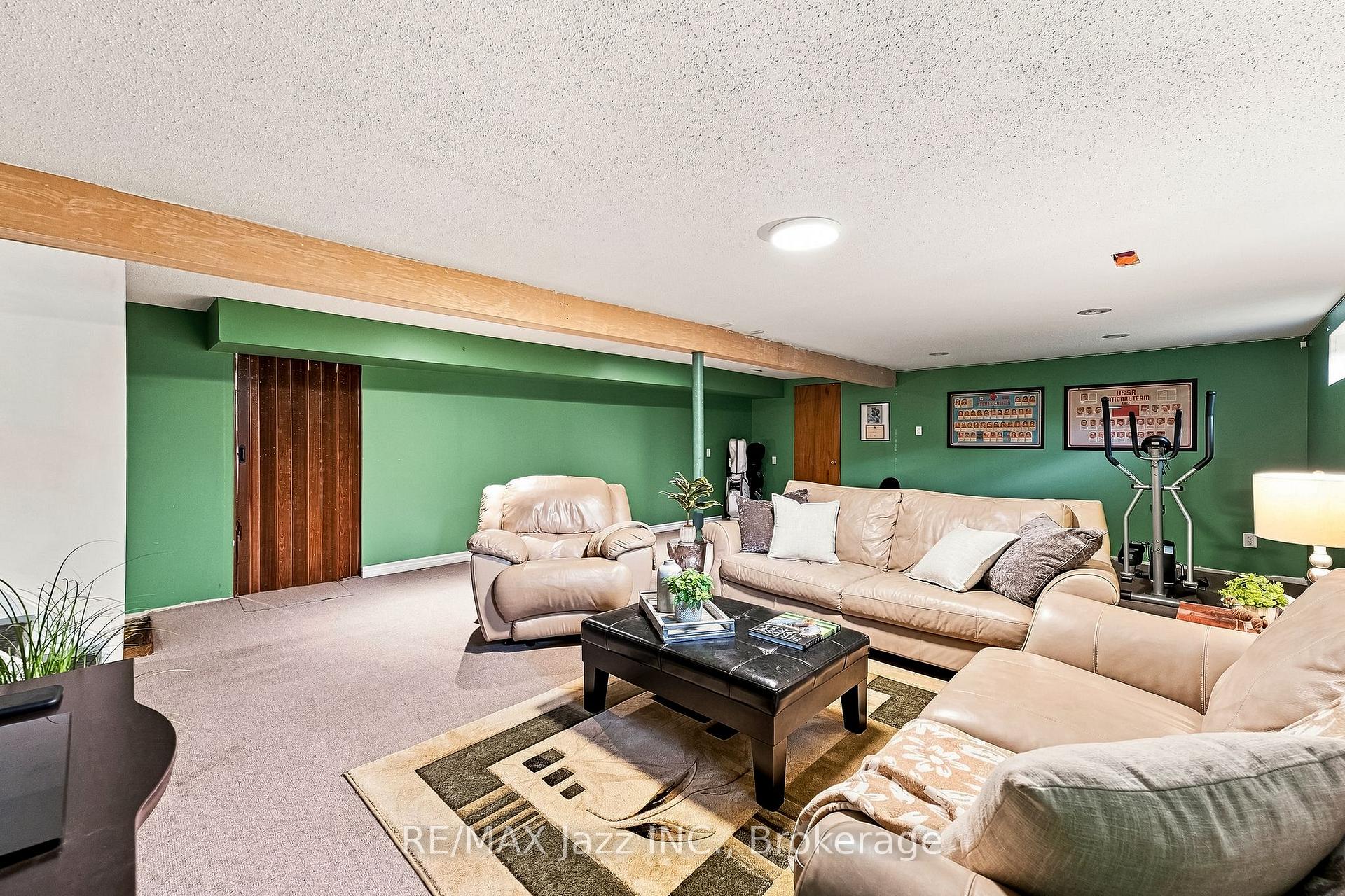 Photo 32 of 76 Chester Crescent, Scugog, Port Perry — HOMEH
