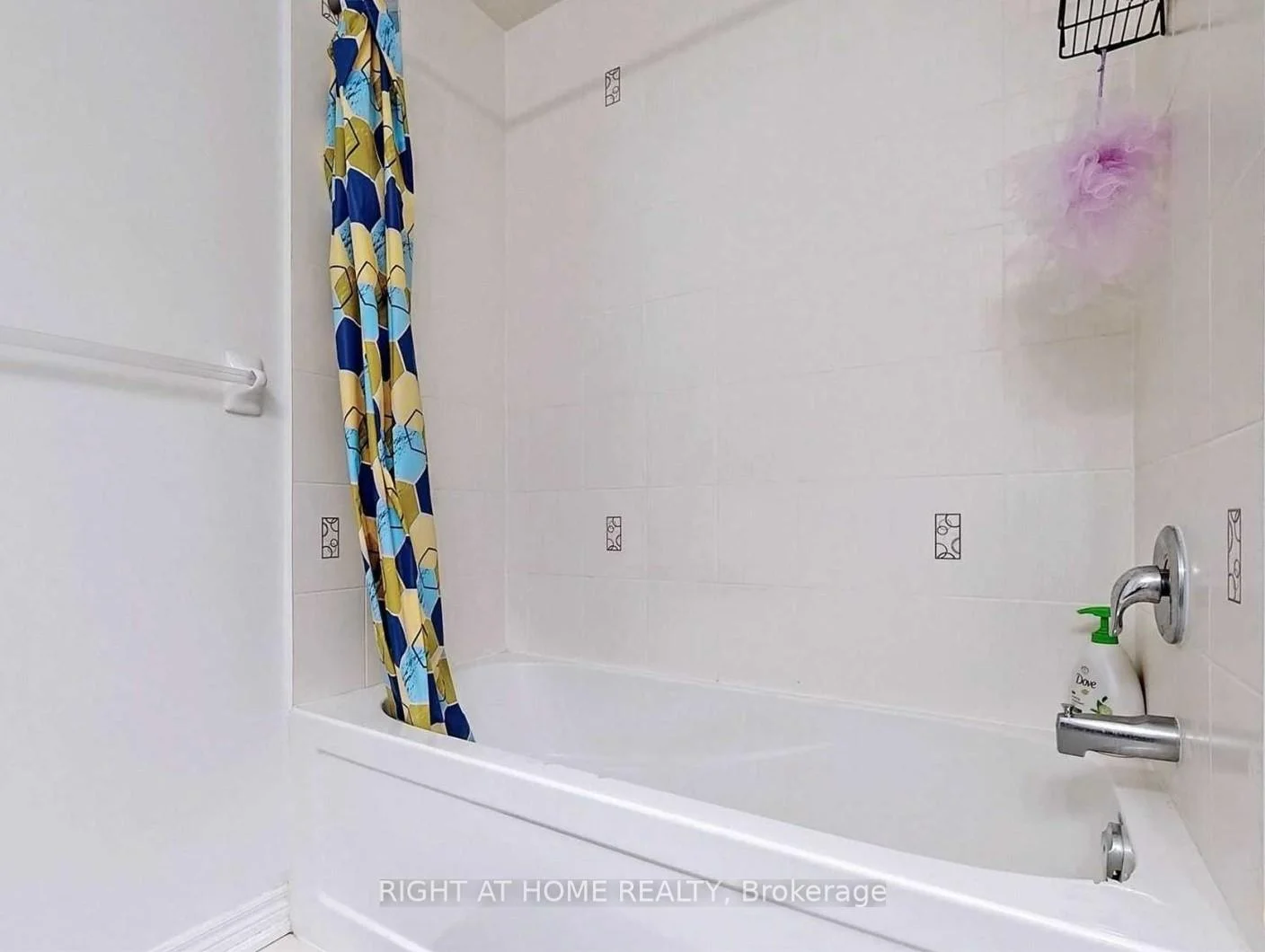 Photo 36 of 25 Rapids Lane, Hamilton, Vincent — HOMEH