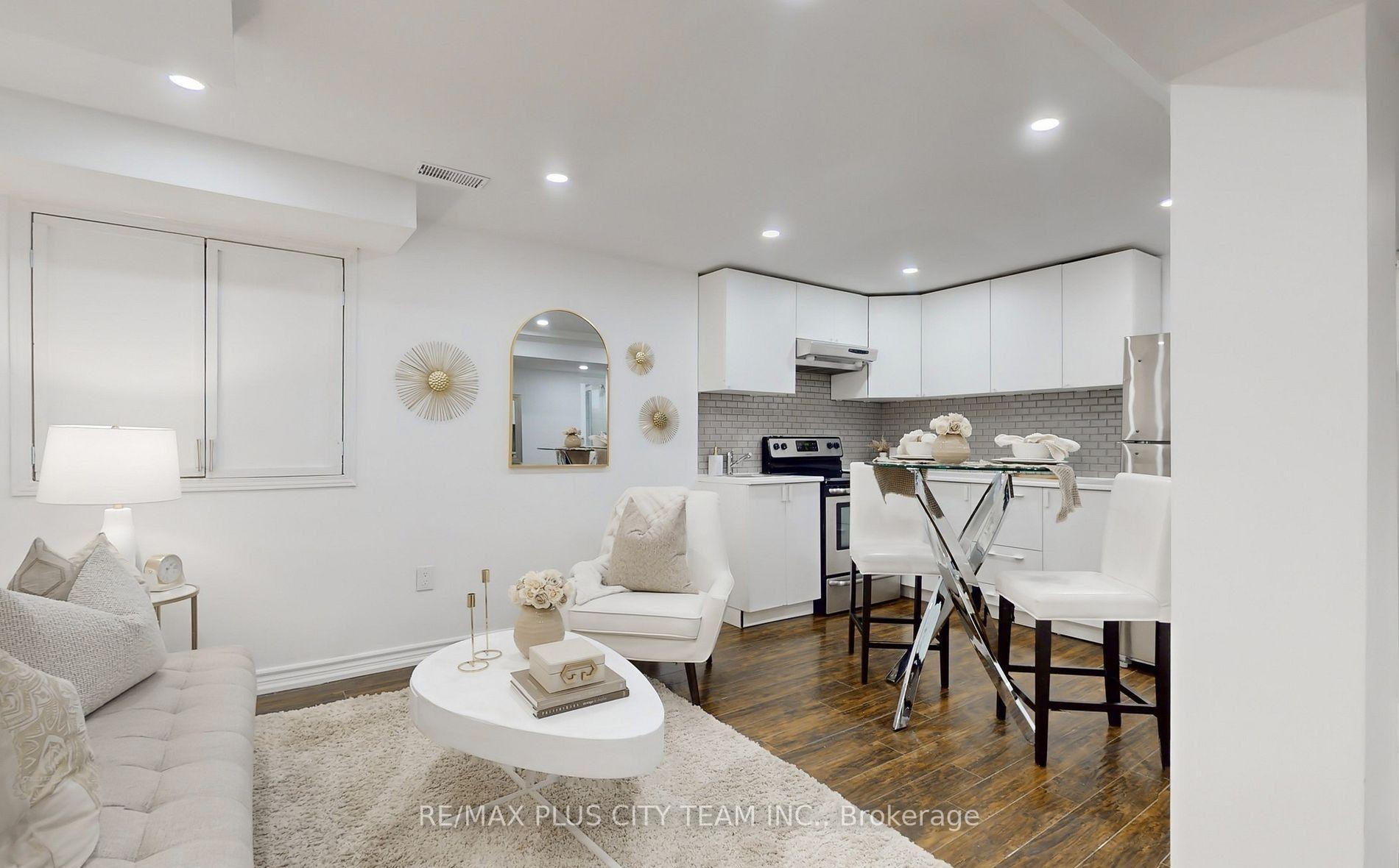 Photo 3 of Unit Bsmt, 1071 Summitview Crescent, Oshawa, Pinecrest — HOMEH