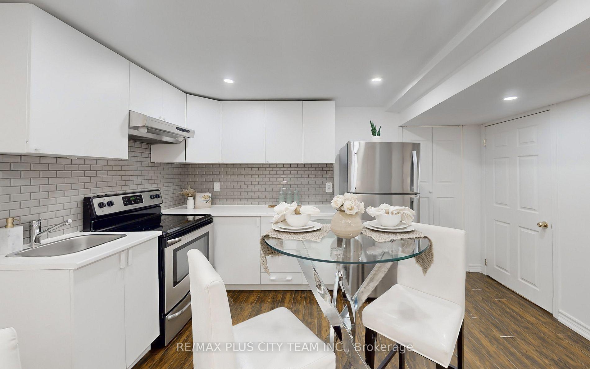 Photo 6 of Unit Bsmt, 1071 Summitview Crescent, Oshawa, Pinecrest — HOMEH