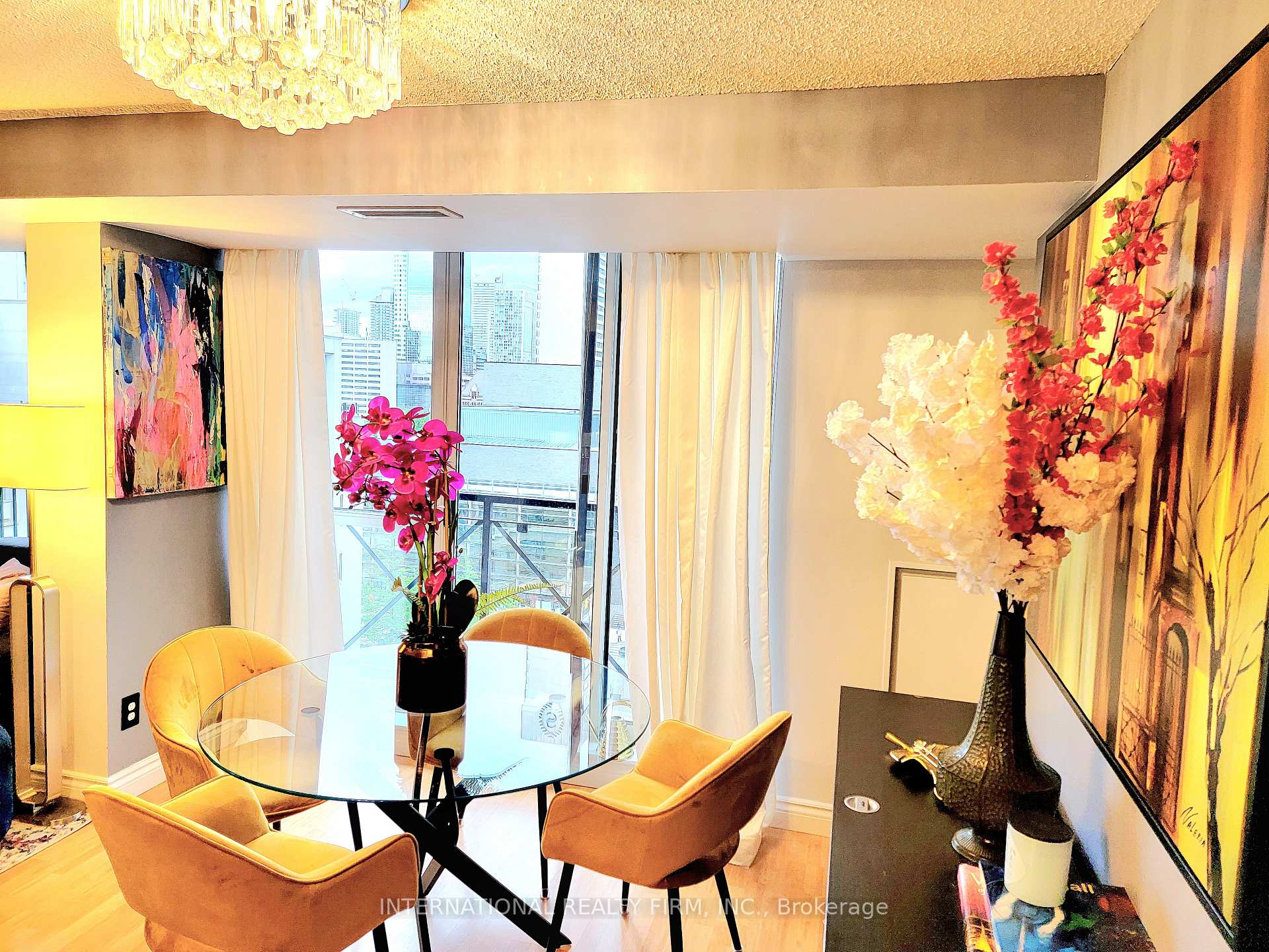 Photo 3 of Unit 1209, 140 Simcoe Street, Toronto, Waterfront Communities — HOMEH
