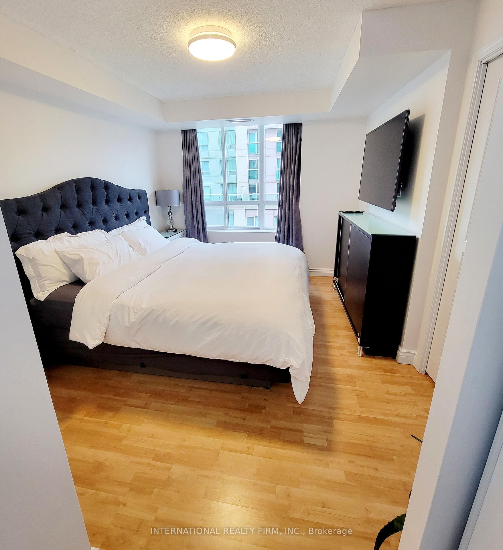 Photo 11 of Unit 1209, 140 Simcoe Street, Toronto, Waterfront Communities — HOMEH