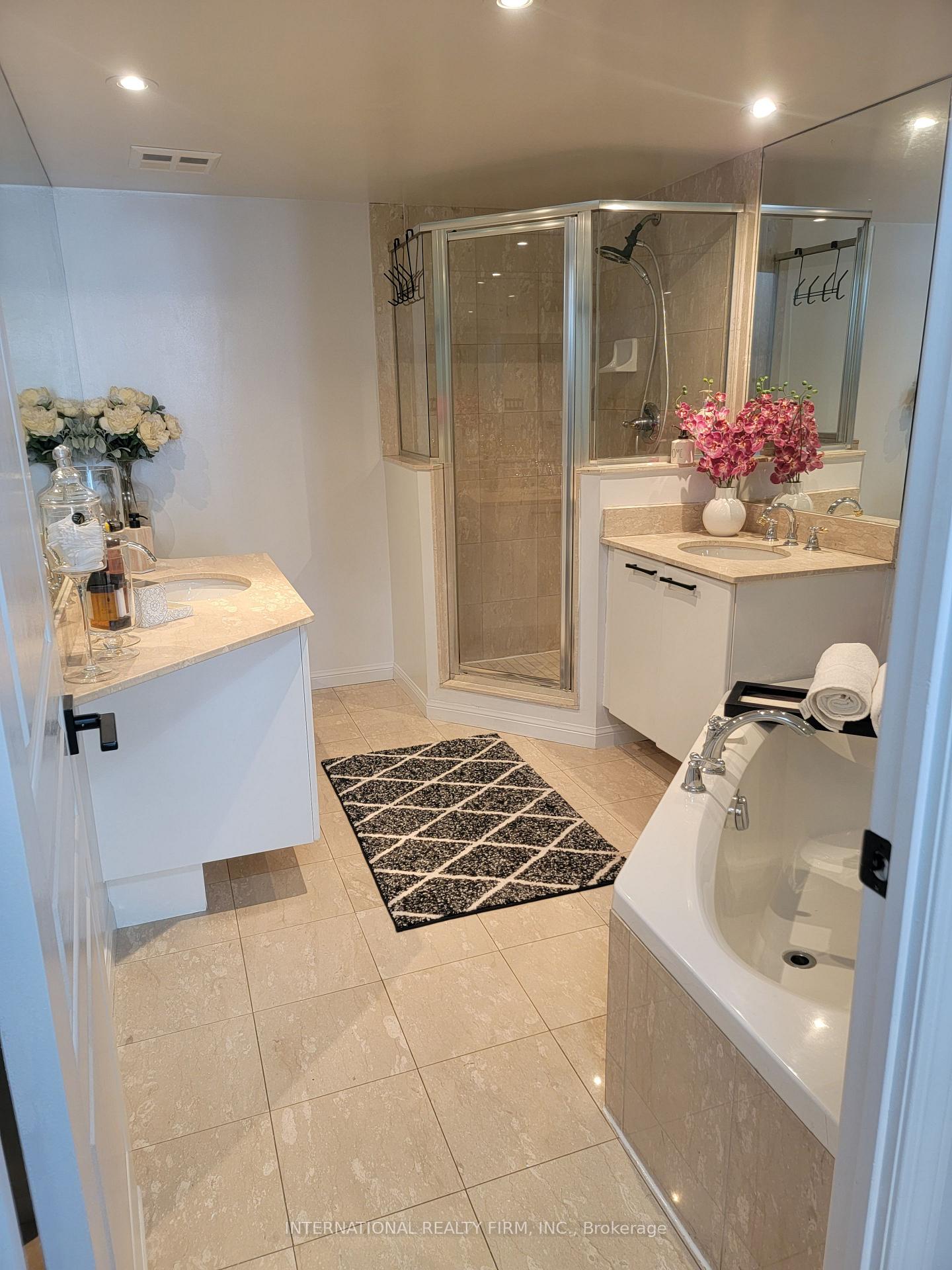 Photo 15 of Unit 1209, 140 Simcoe Street, Toronto, Waterfront Communities — HOMEH