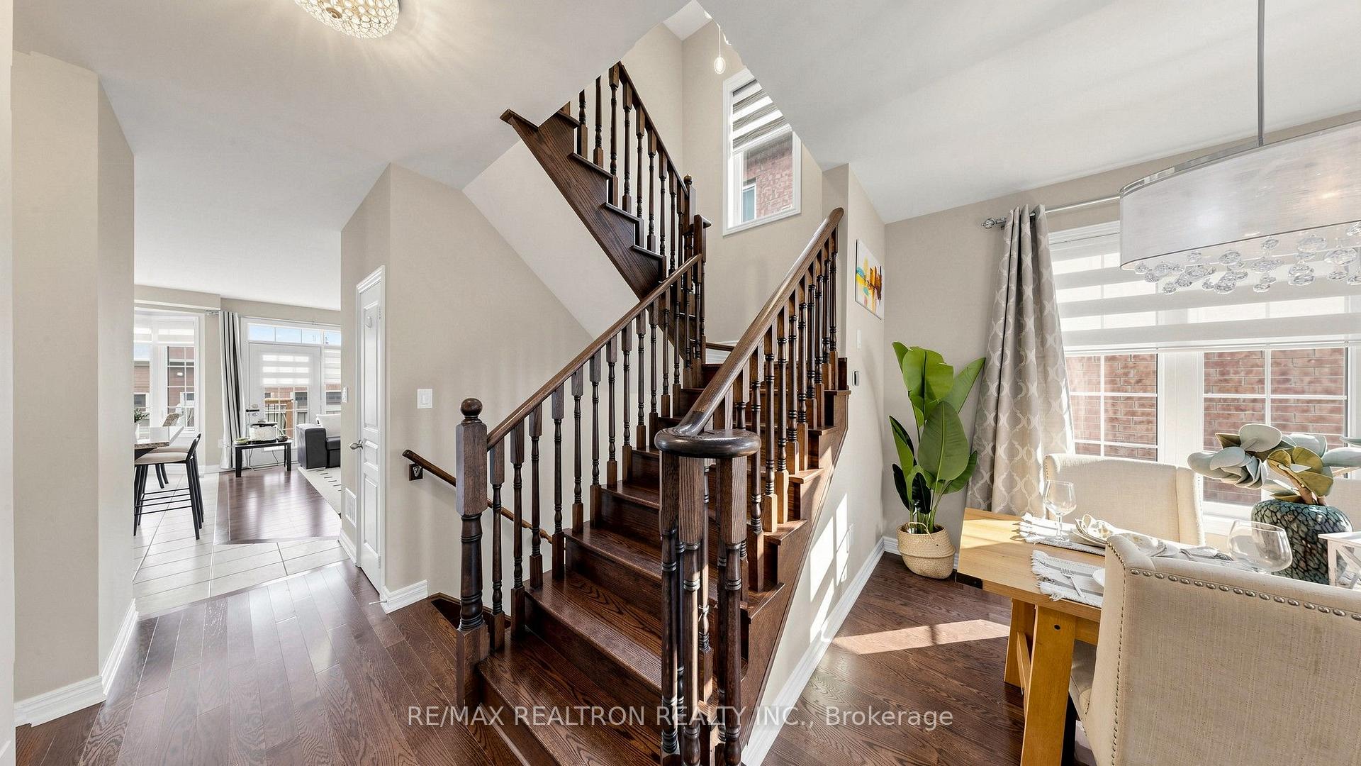 Photo 28 of 27 Pelham Drive, Vaughan, Kleinburg — HOMEH